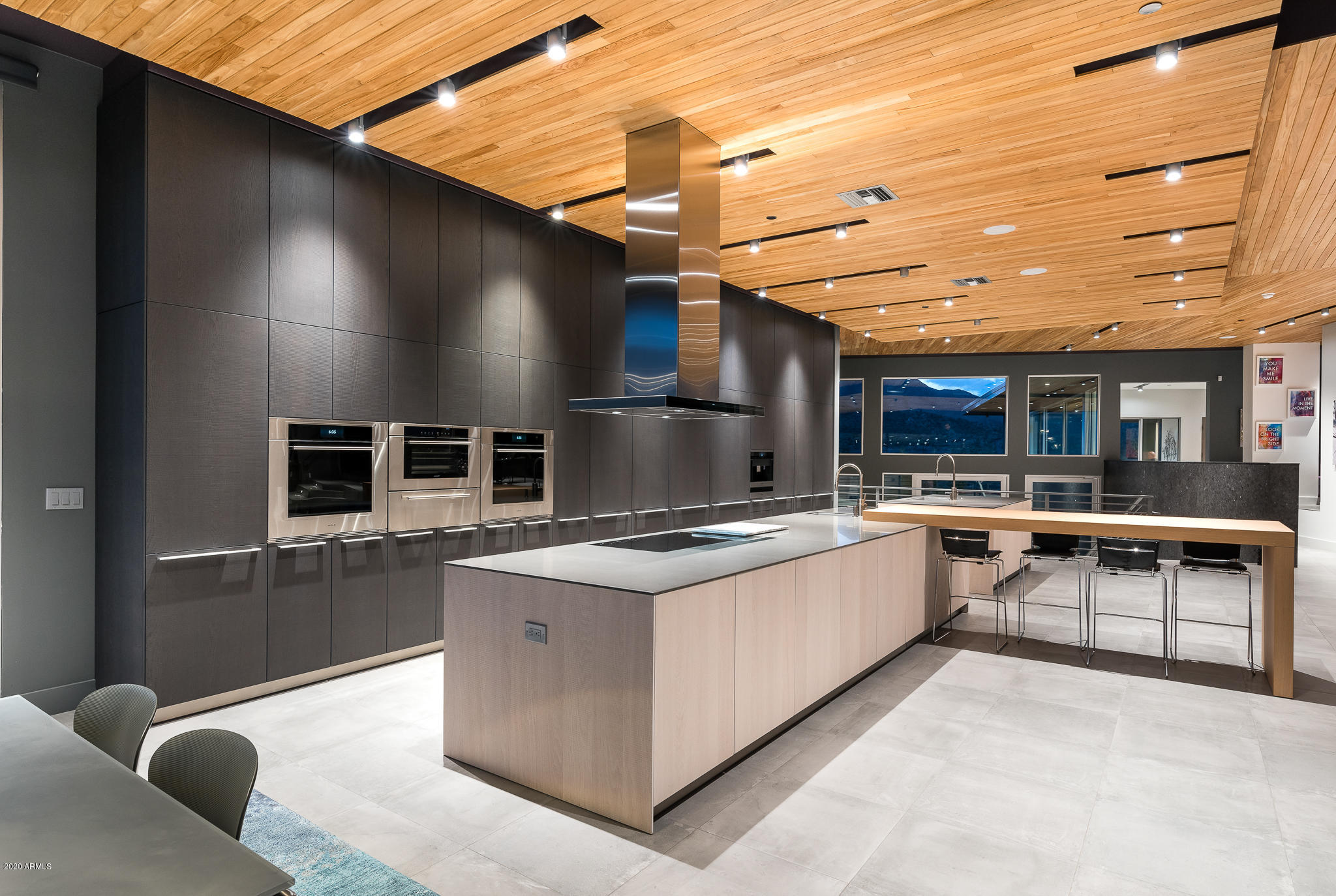 EAGLES NEST - Residential