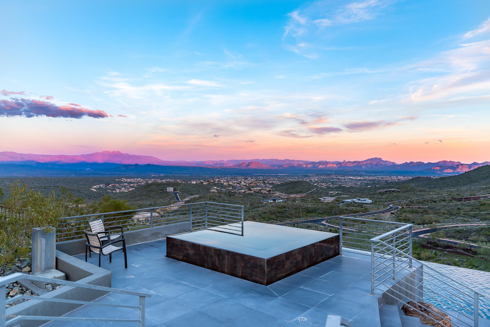 EAGLES NEST - Residential