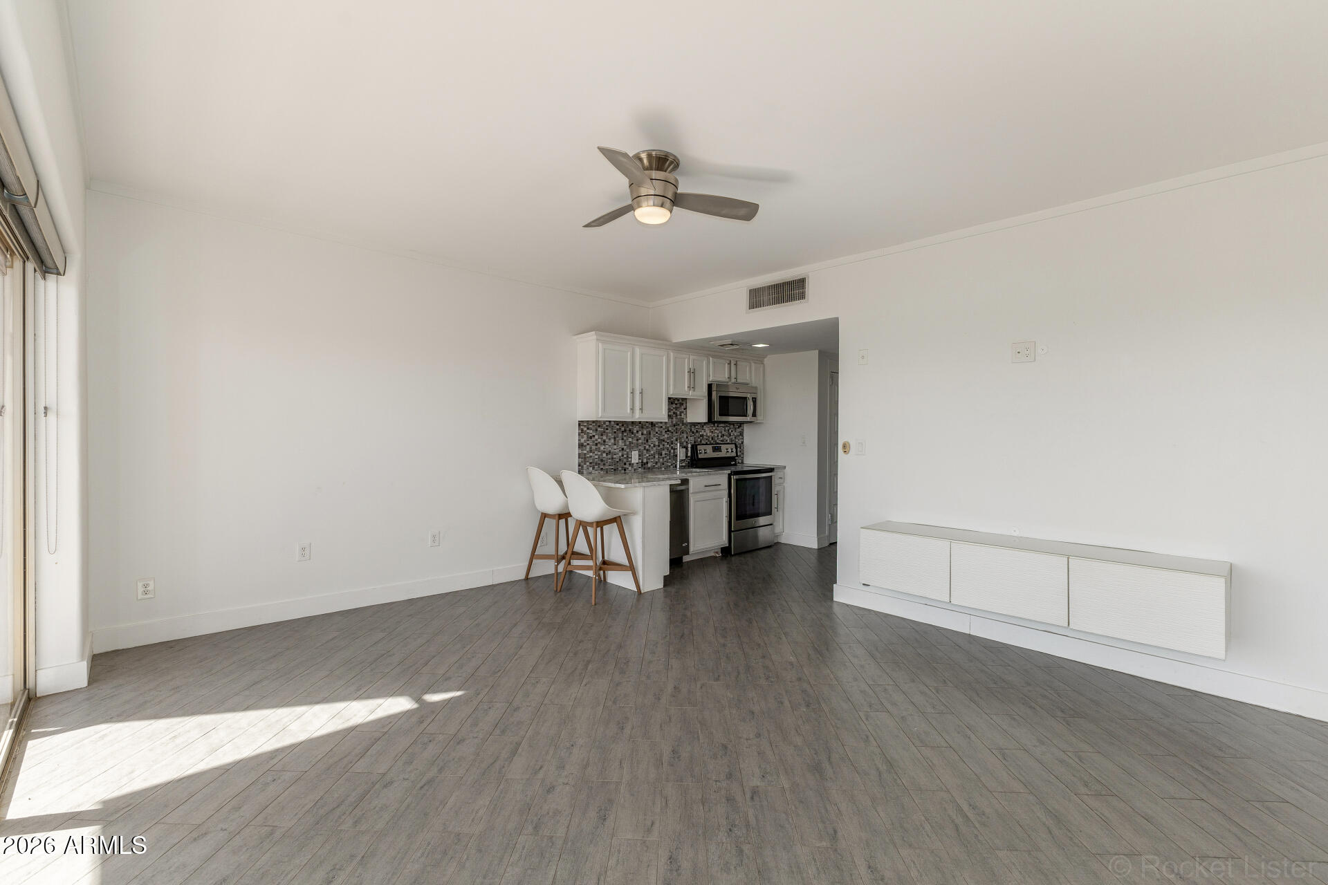 LANDMARK TOWERS CONDOMINIUM - Residential