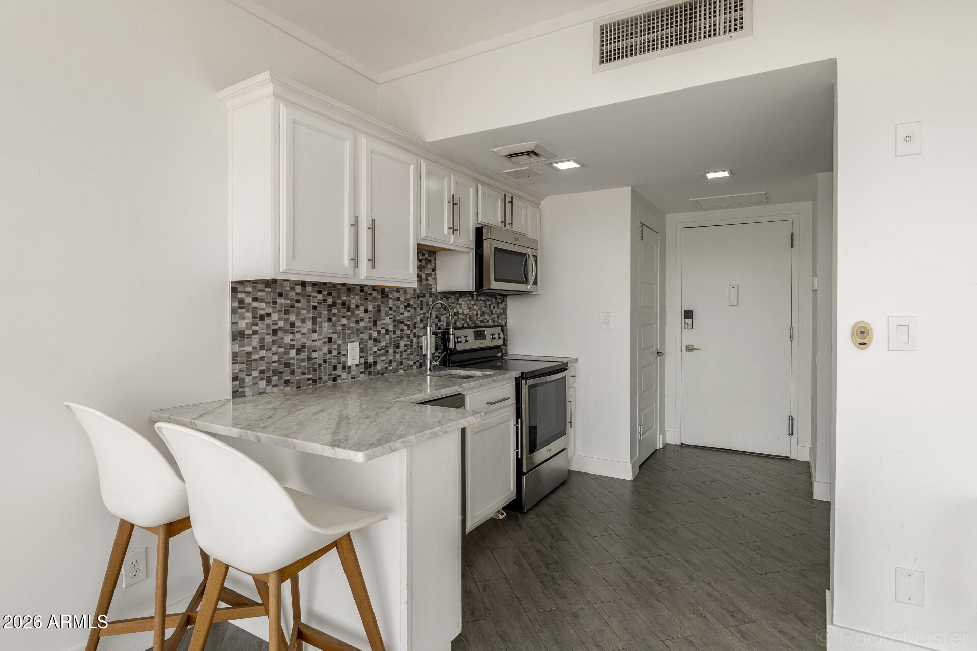 LANDMARK TOWERS CONDOMINIUM - Residential