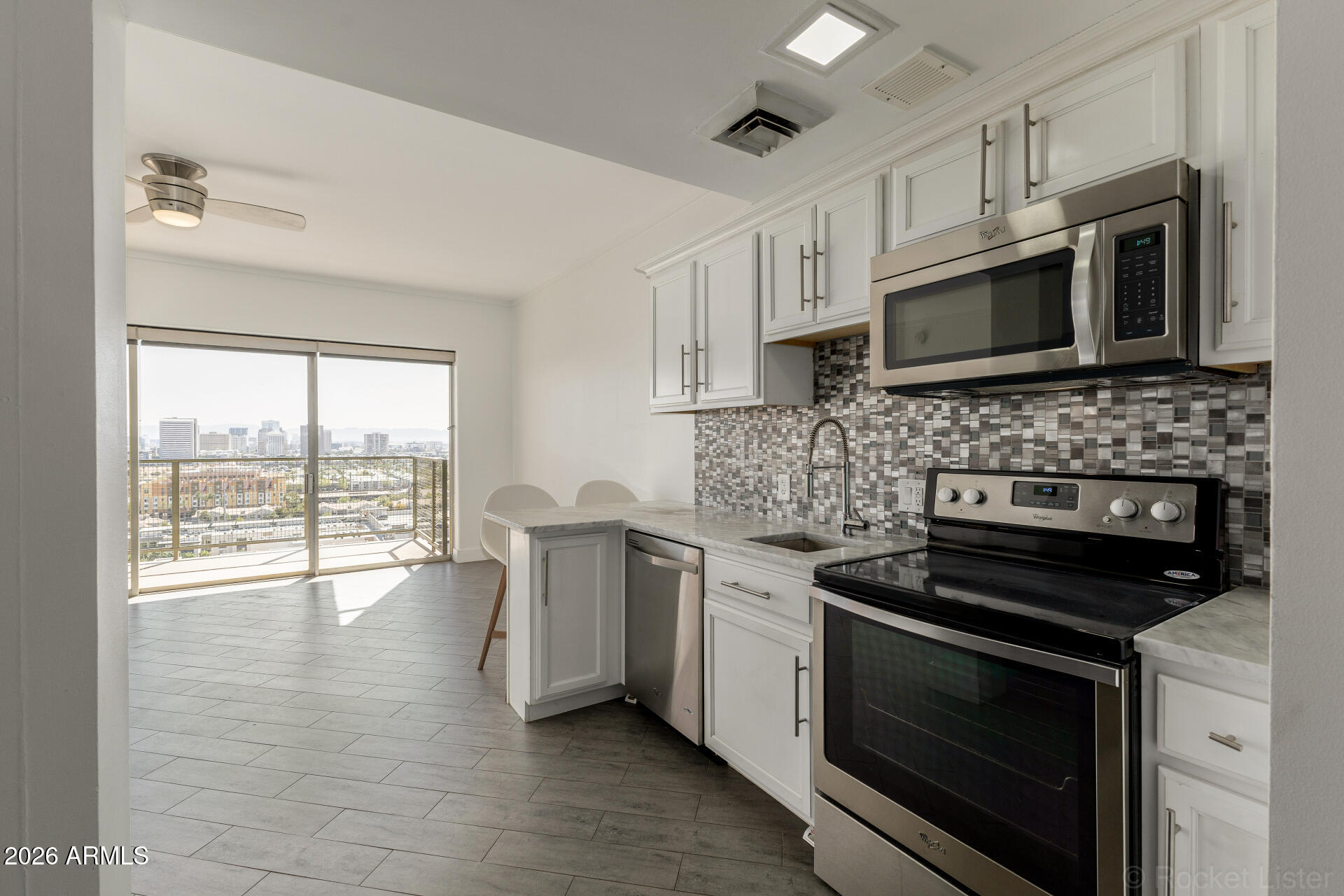 LANDMARK TOWERS CONDOMINIUM - Residential