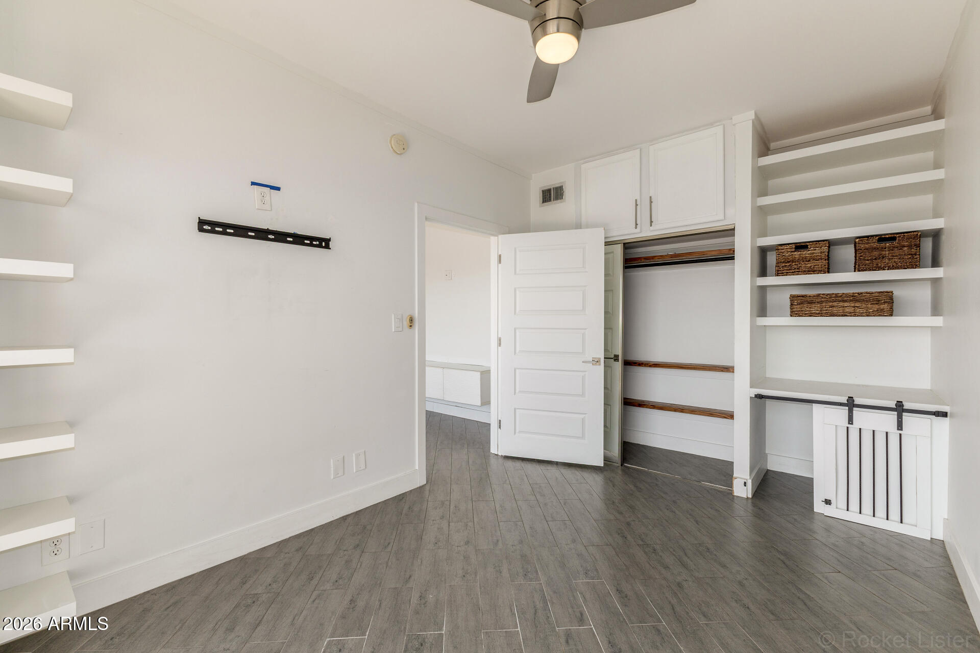 LANDMARK TOWERS CONDOMINIUM - Residential