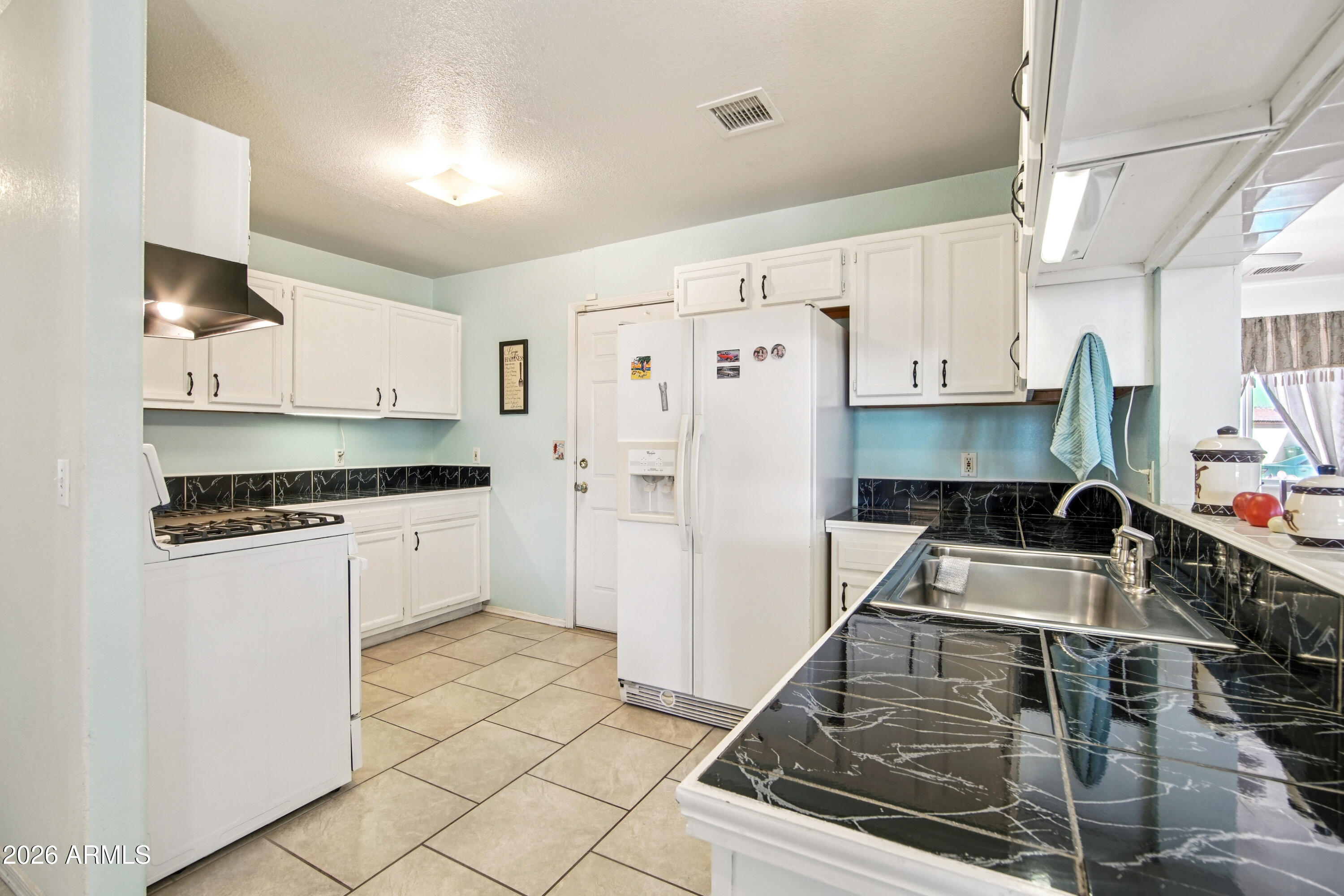 PICACHO HEIGHTS - Residential