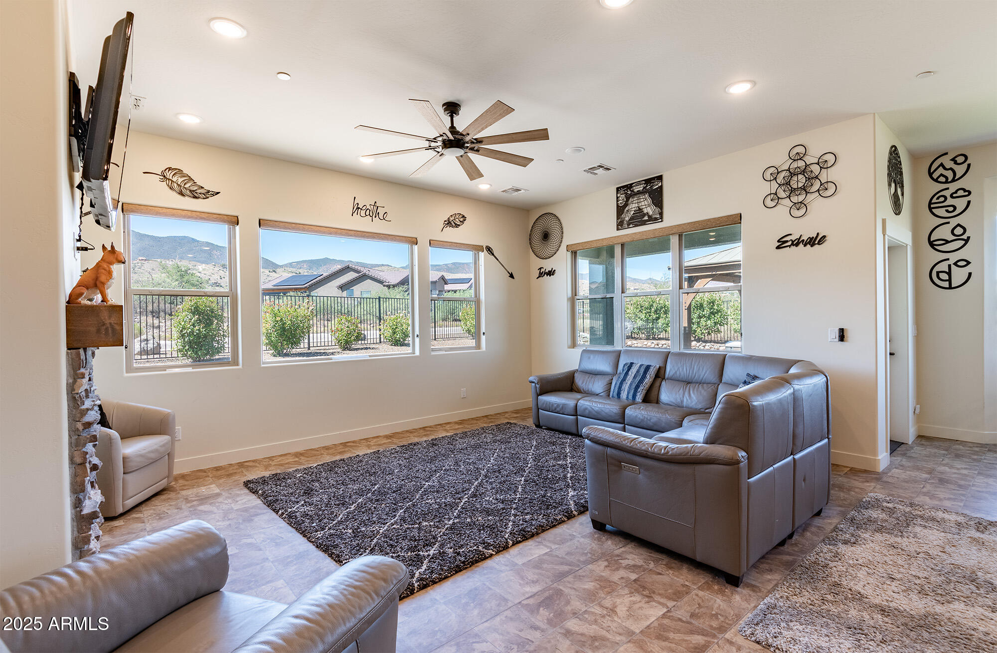 CROSSROADS AT MINGUS - Residential