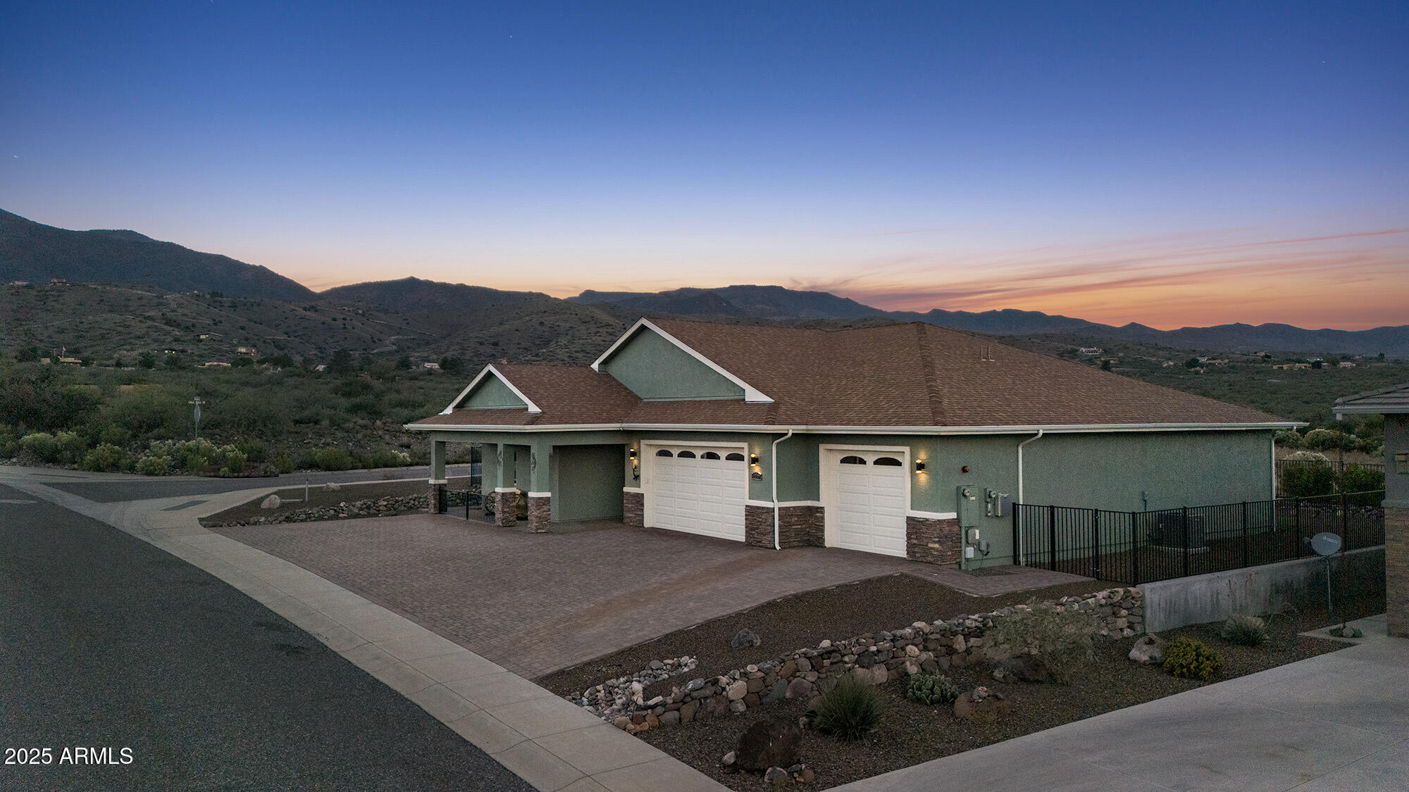CROSSROADS AT MINGUS - Residential