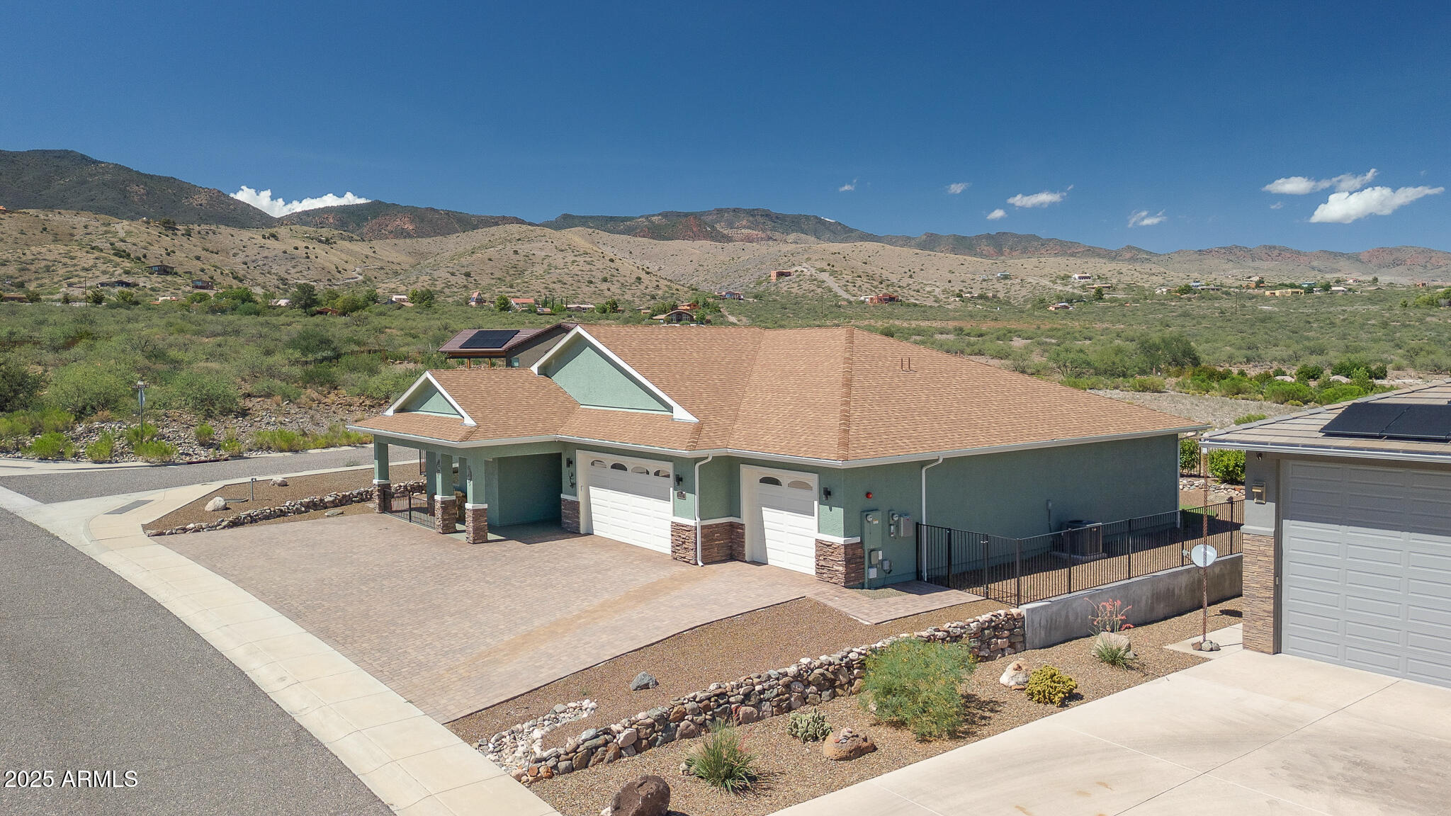 CROSSROADS AT MINGUS - Residential