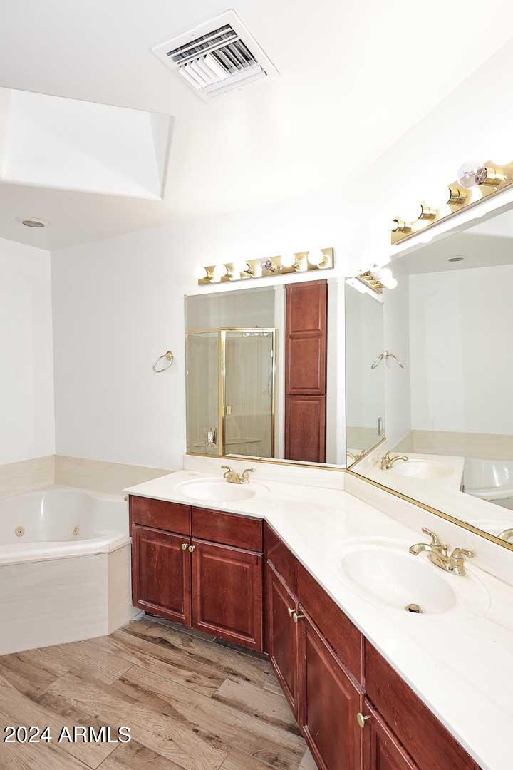 BETHANY PLACE COURTS - Residential Lease