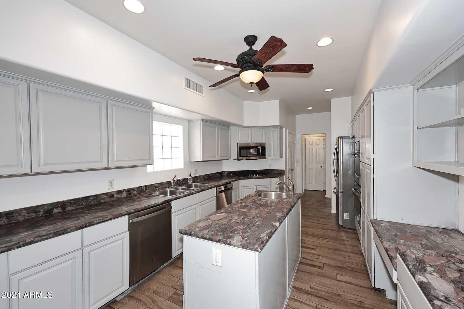 BETHANY PLACE COURTS - Residential Lease