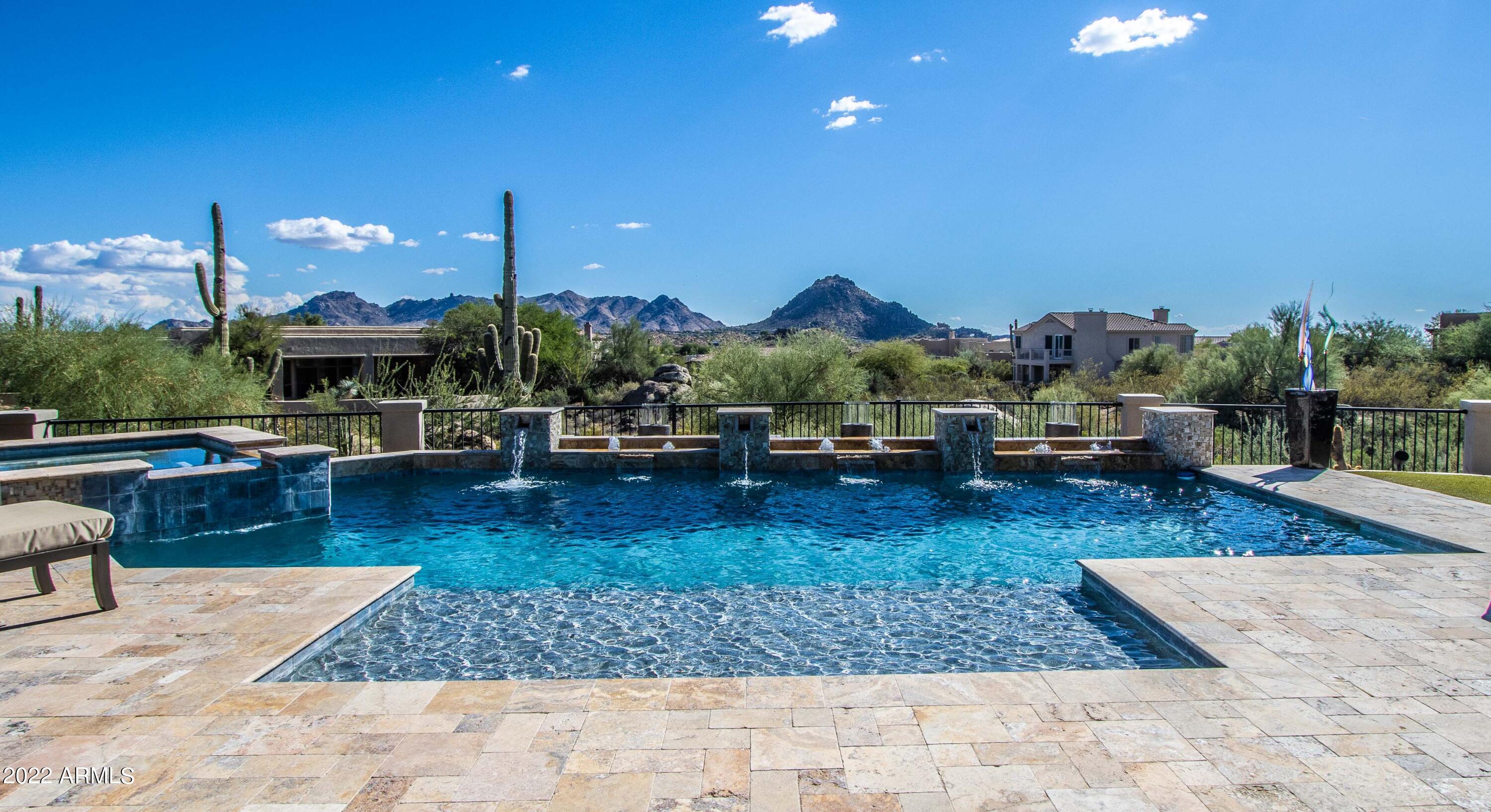 TROON VERDE - Residential