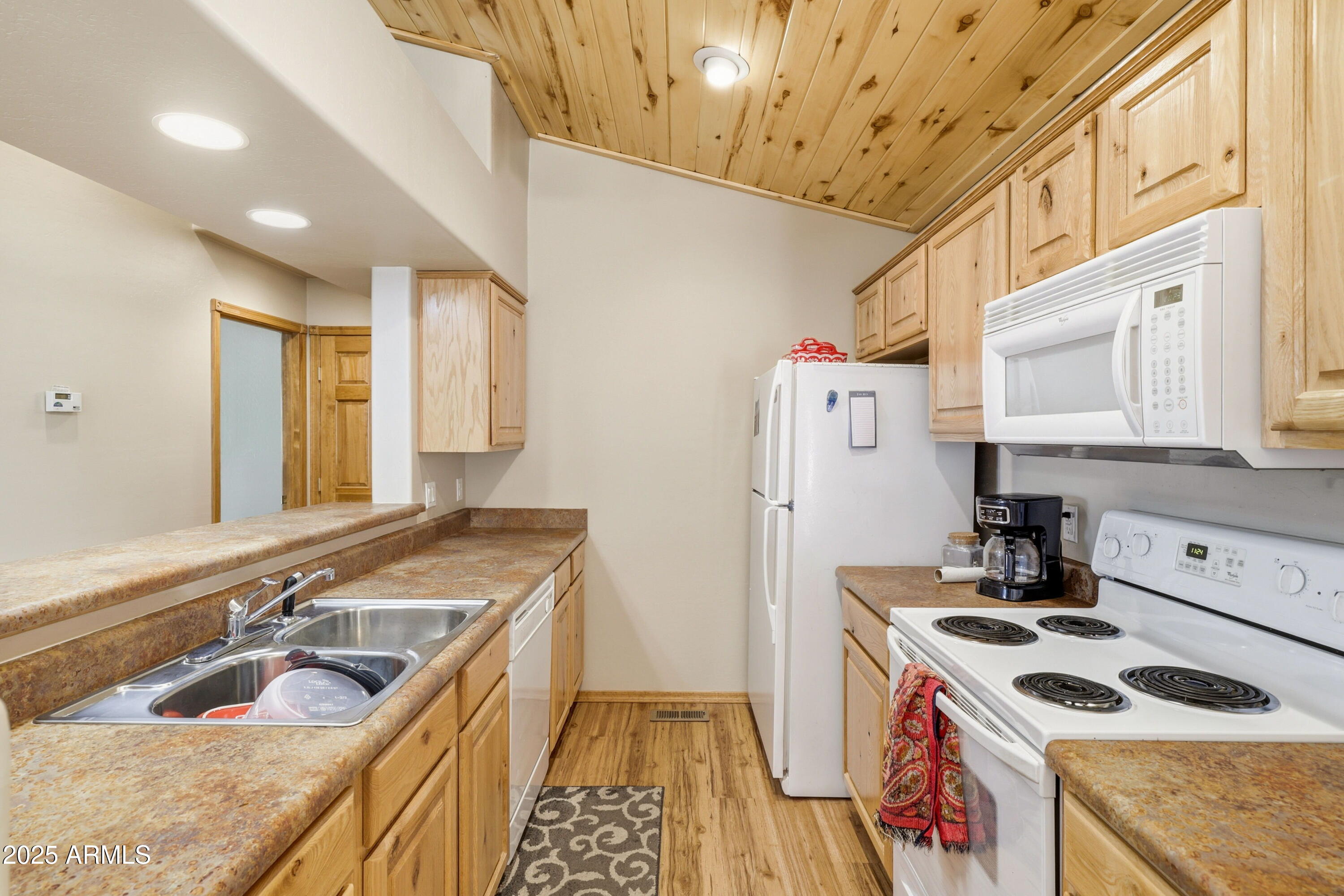 BISON RESORT CABINS UNIT 3 - Residential