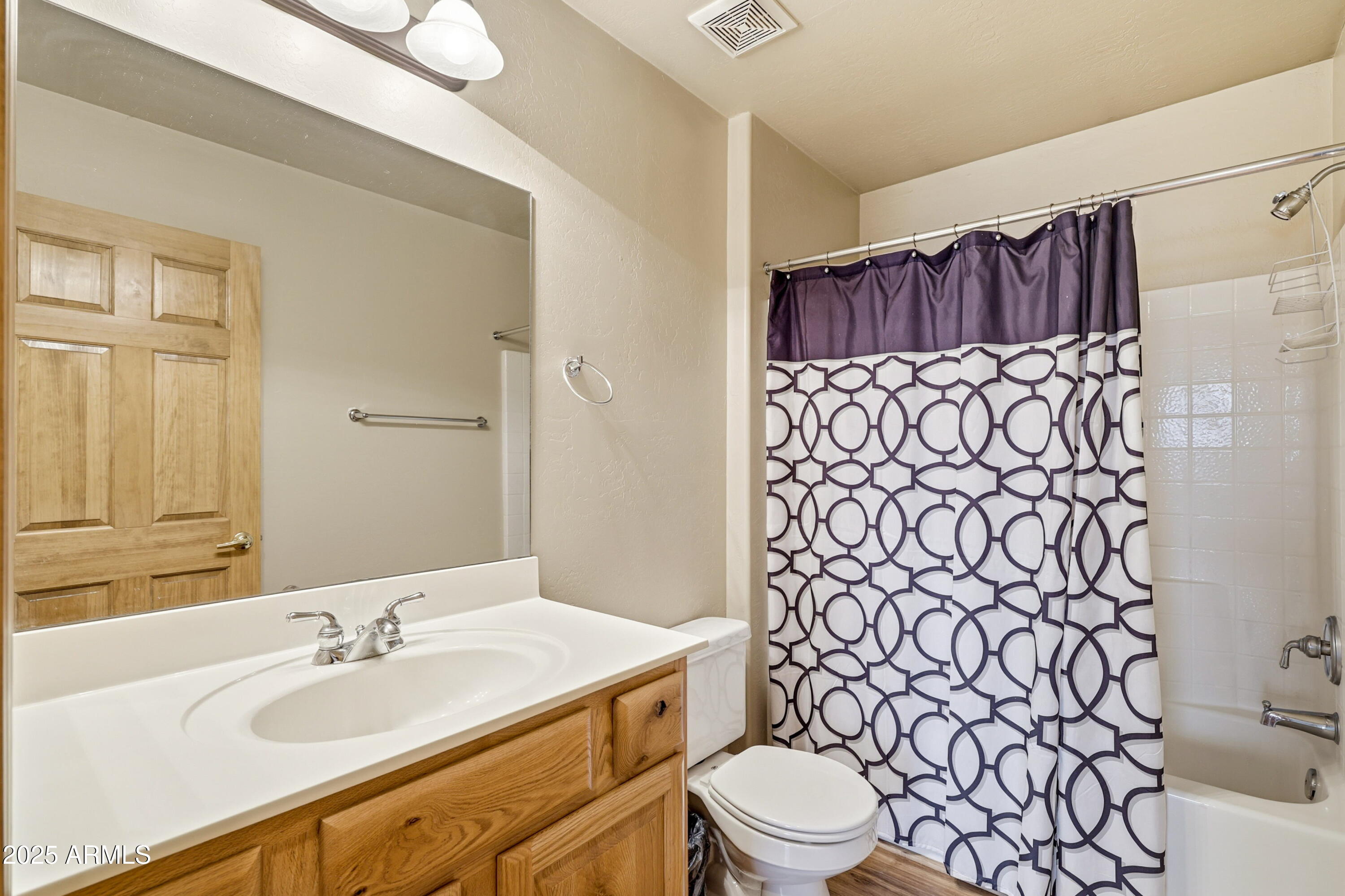 BISON RESORT CABINS UNIT 3 - Residential