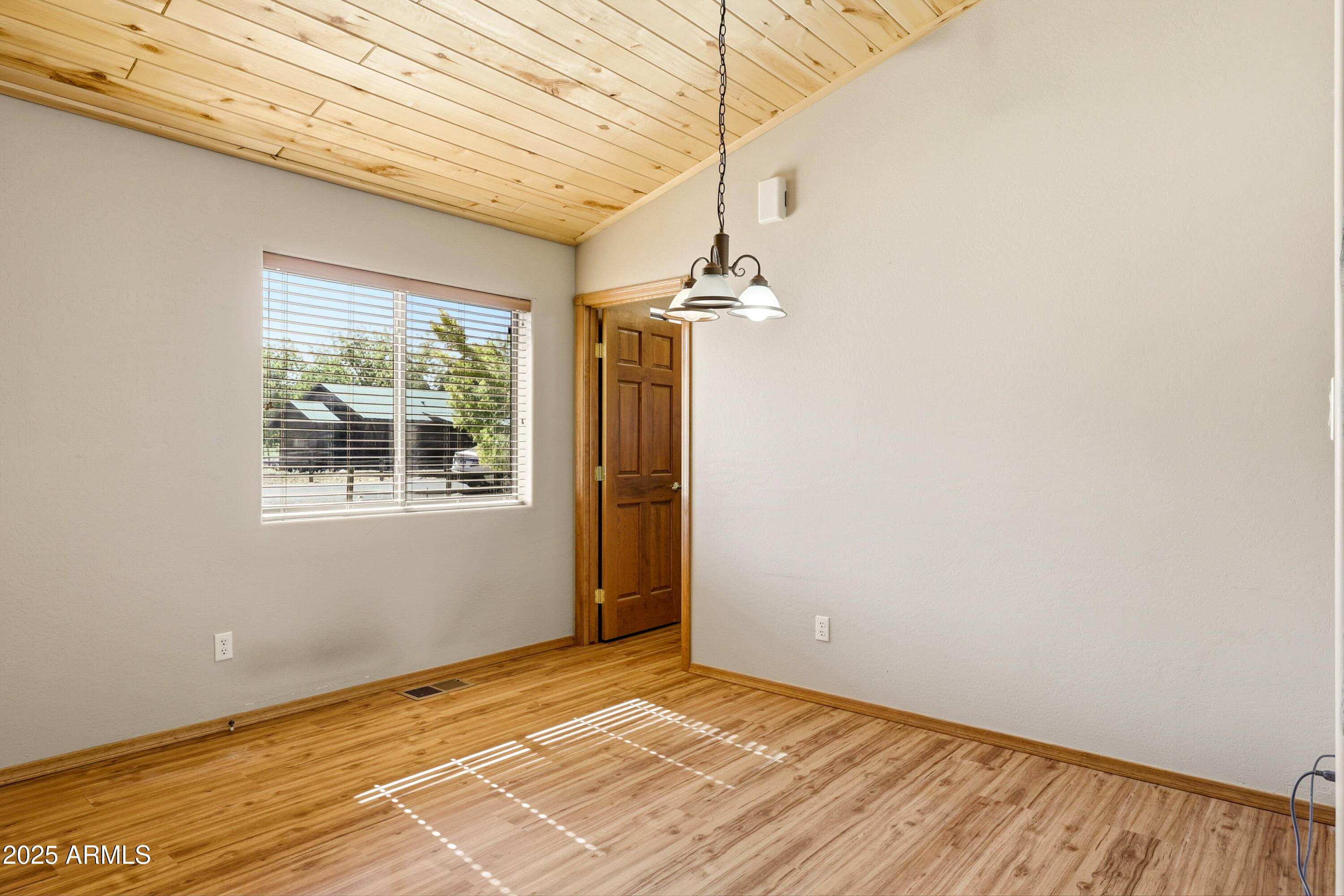 BISON RESORT CABINS UNIT 3 - Residential