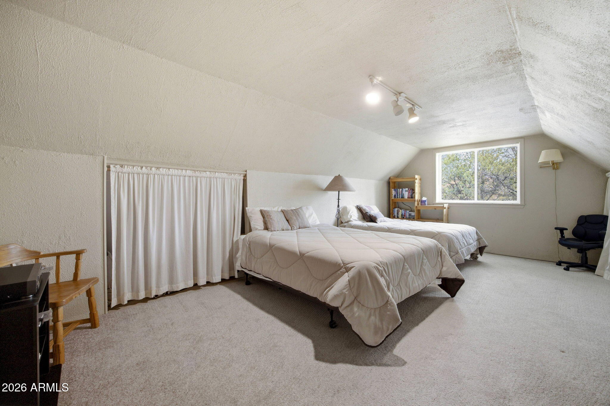 PINELAND ACRES - Residential
