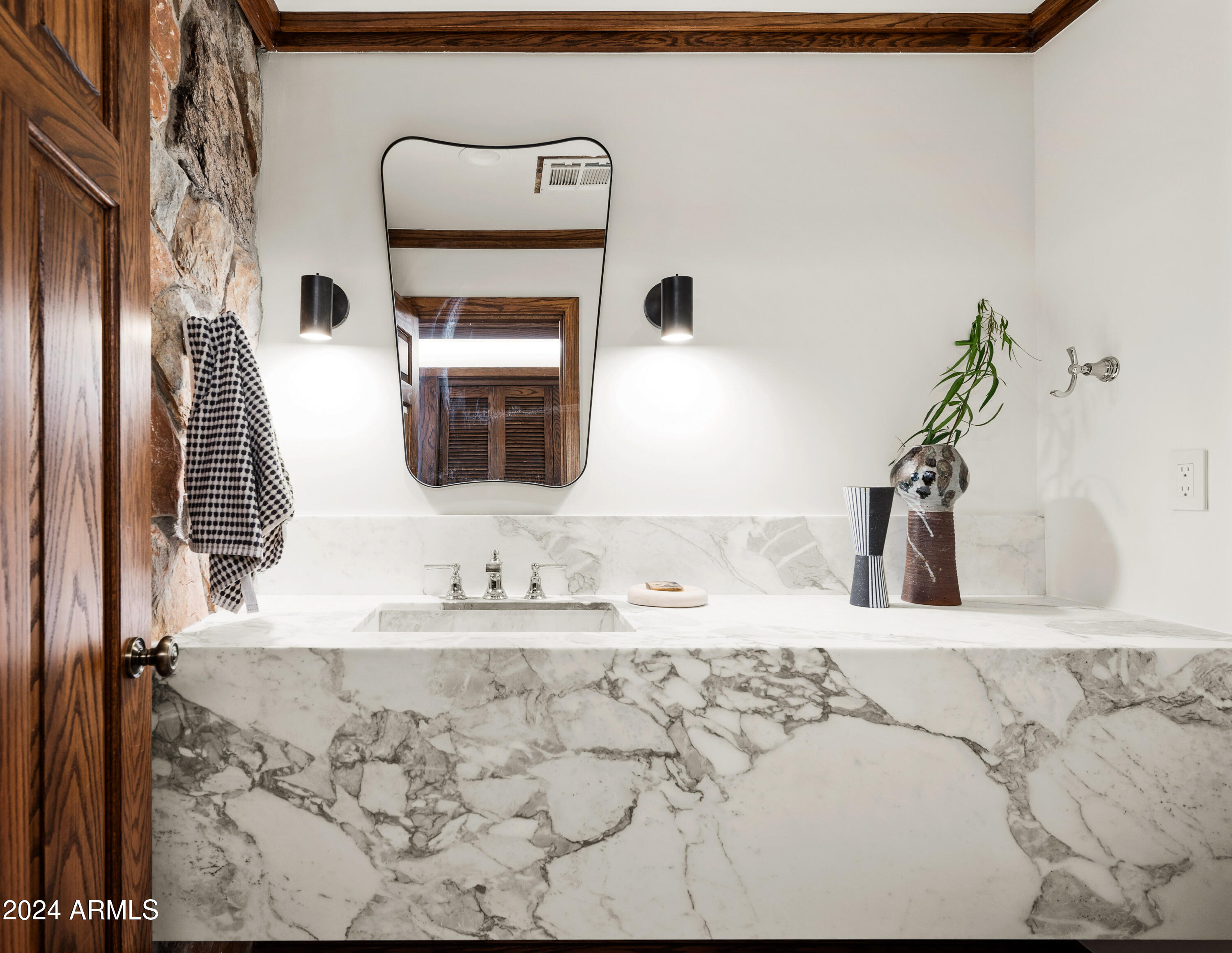 LA COLINA - Residential