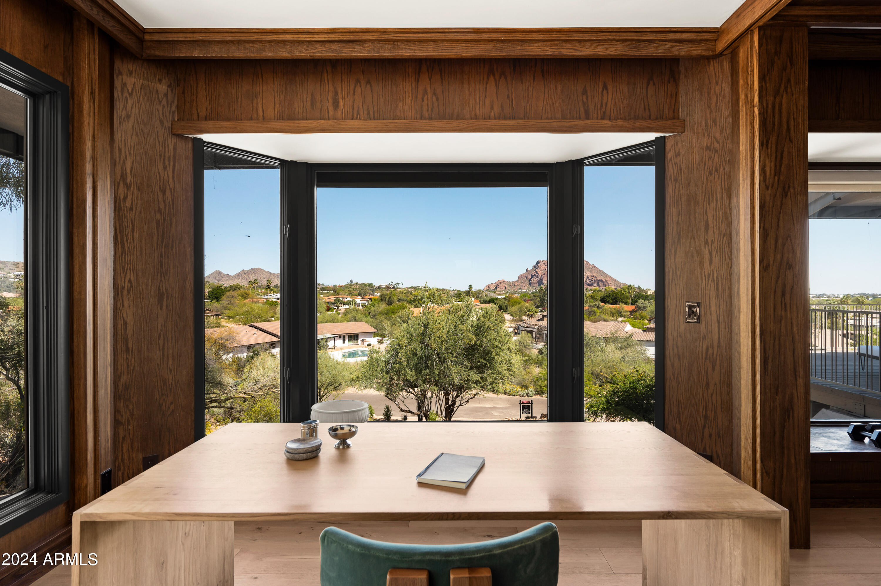 LA COLINA - Residential