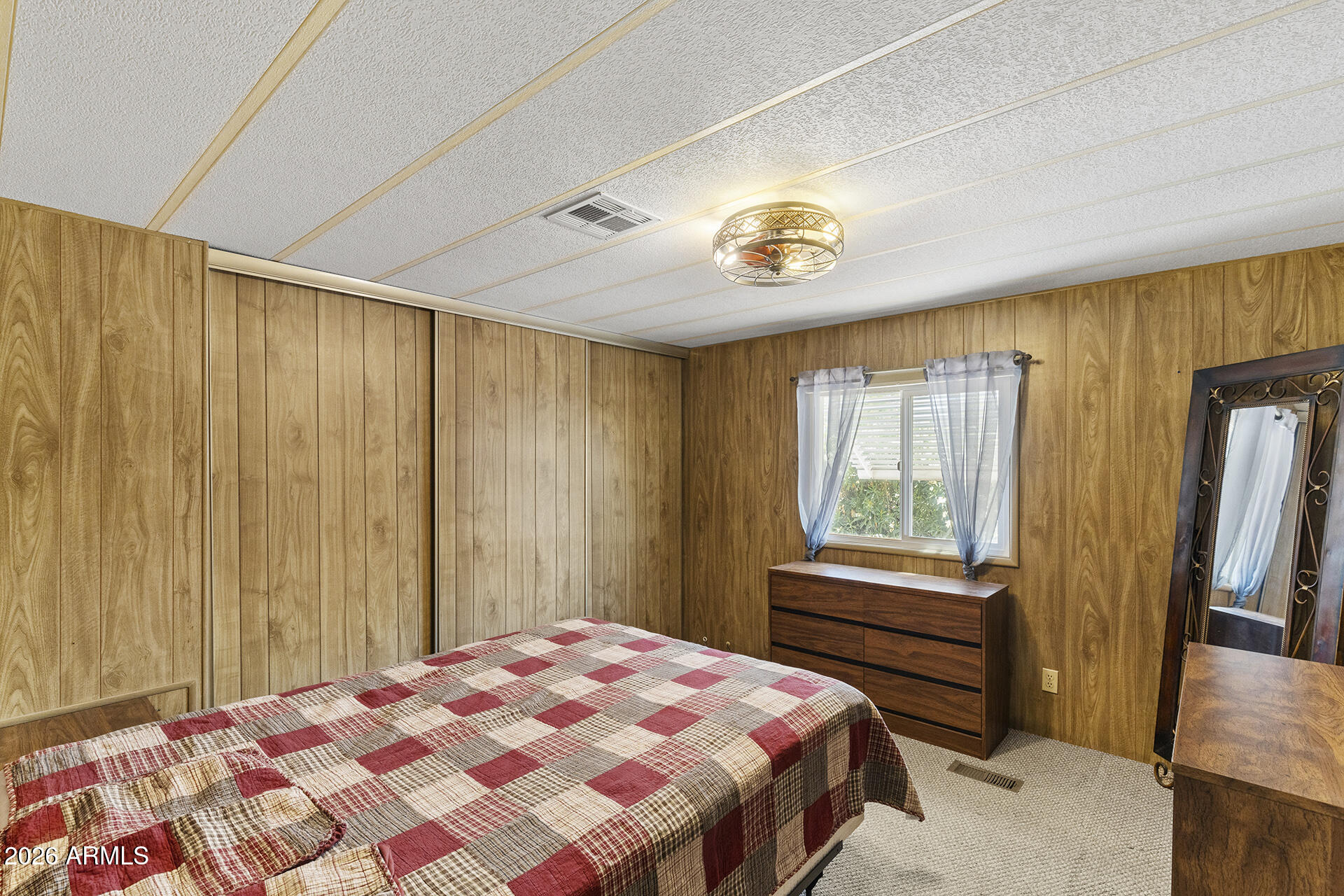 S18 T1N R8E - Residential