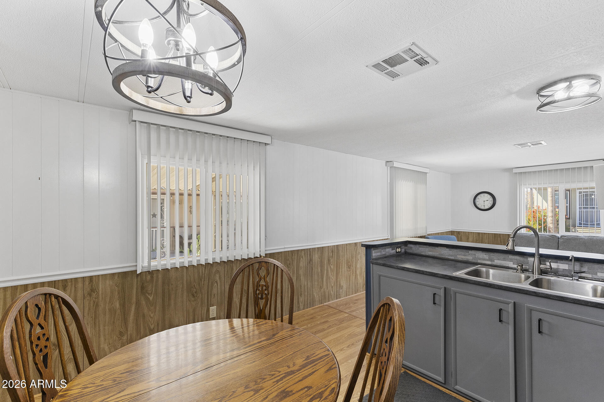 S18 T1N R8E - Residential