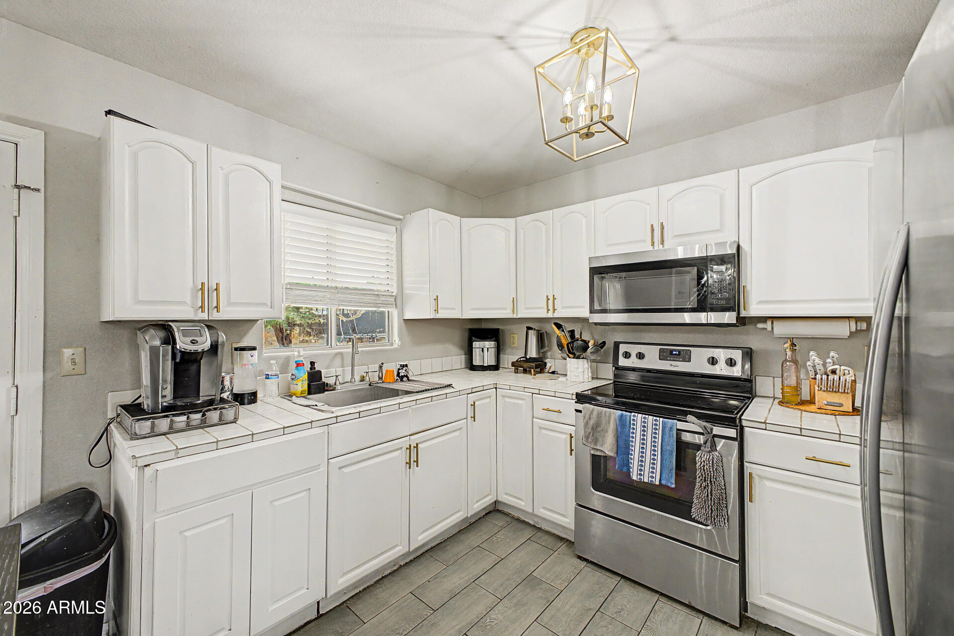 GRANDVIEW MANOR - Residential