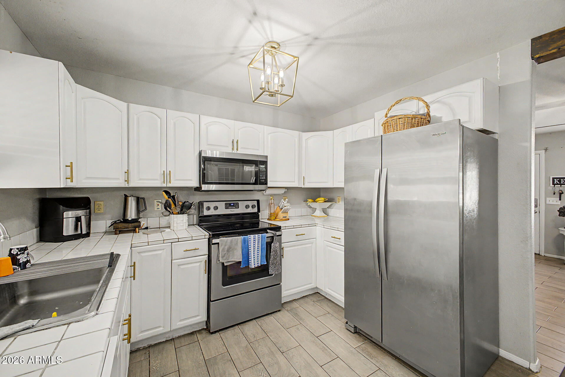 GRANDVIEW MANOR - Residential