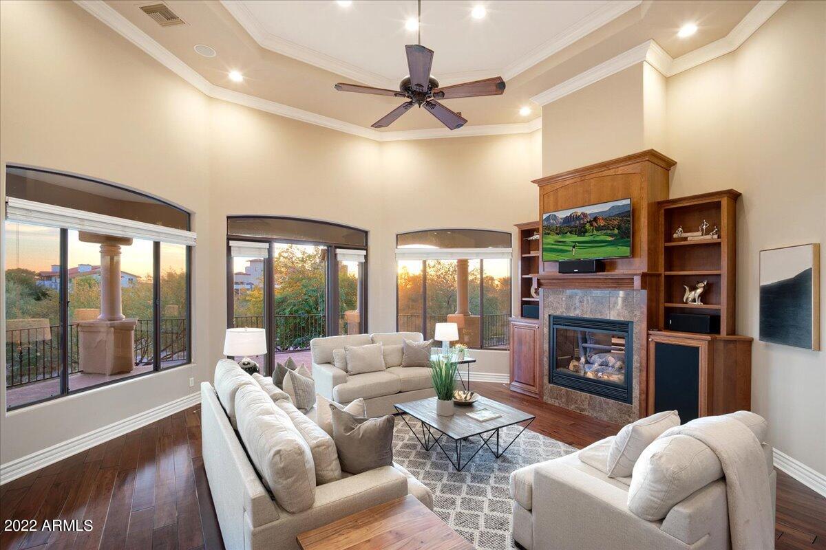 2200 E BETHANY LOT 13 AMD - Residential