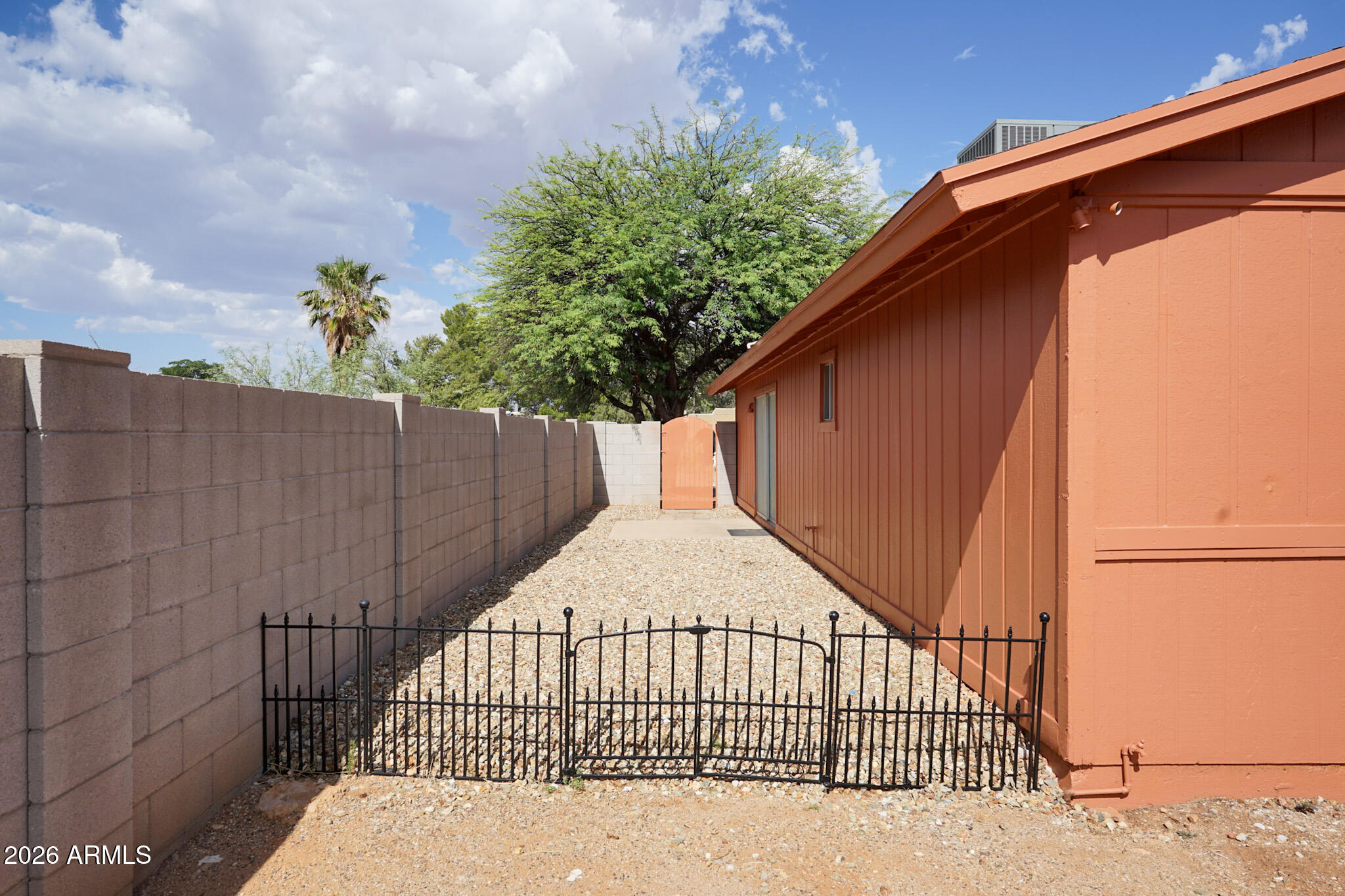 VERDE MEADOWS - Residential