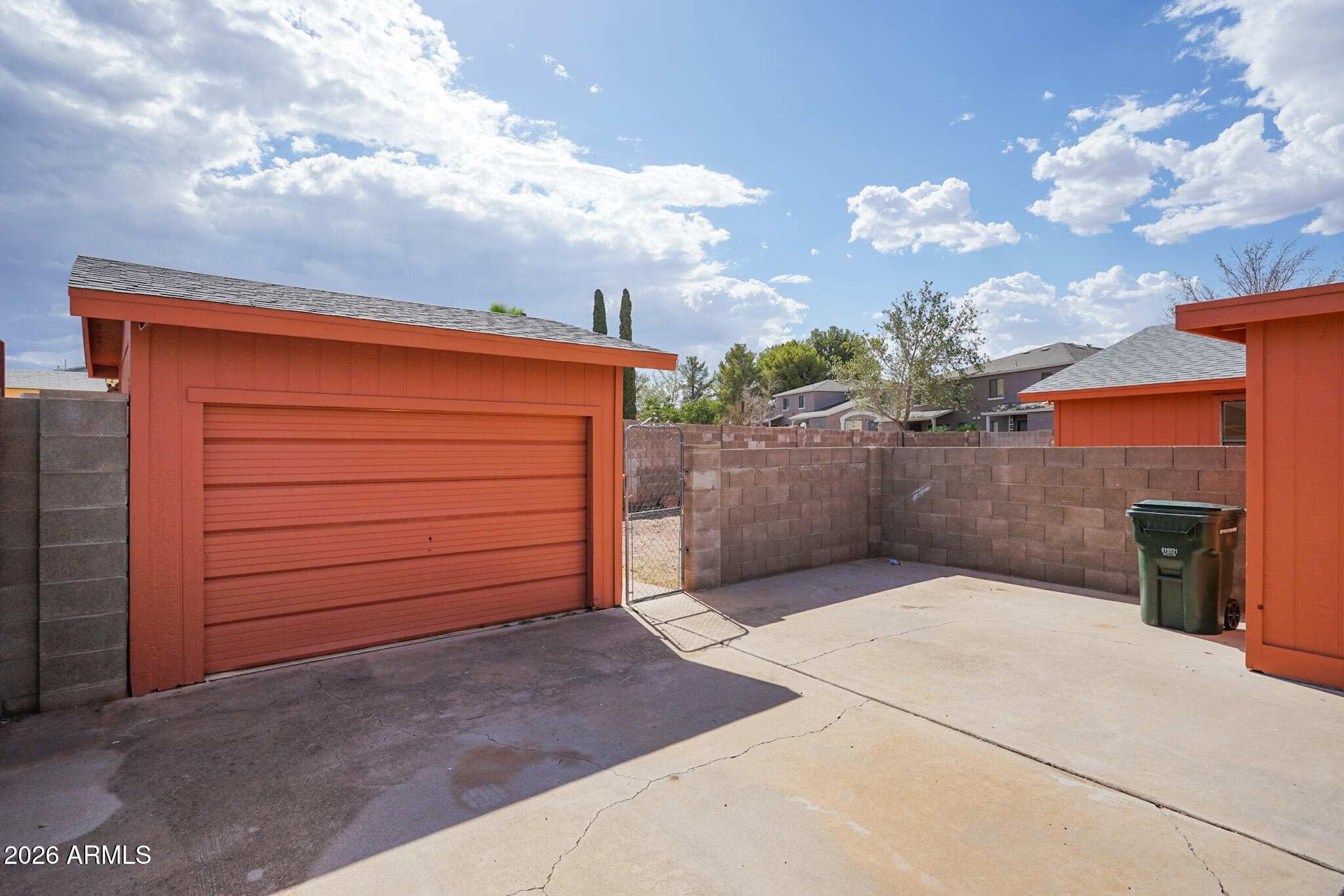 VERDE MEADOWS - Residential