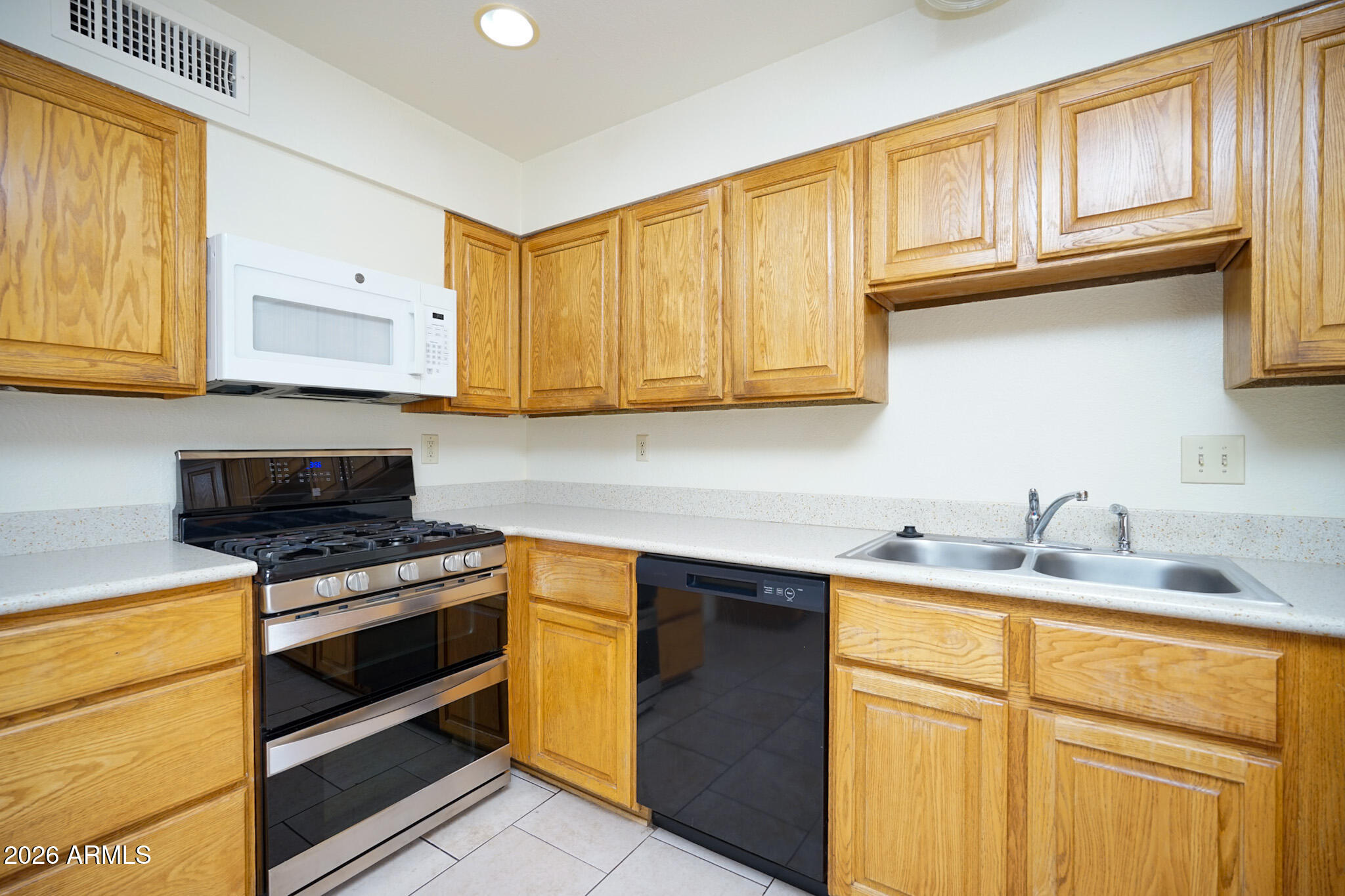 VERDE MEADOWS - Residential