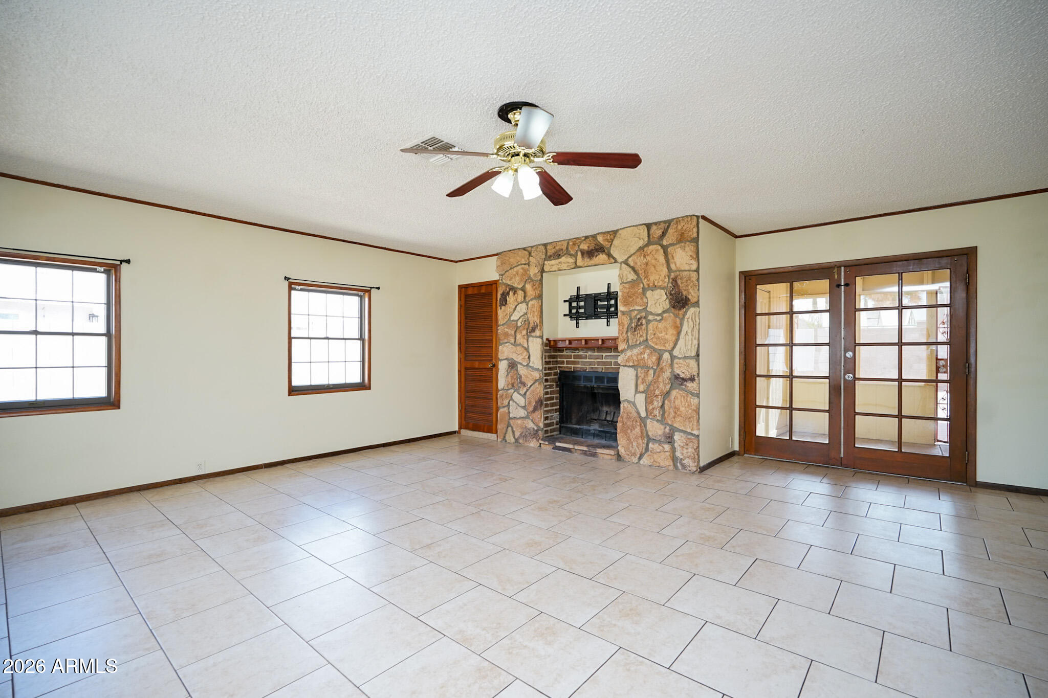 VERDE MEADOWS - Residential