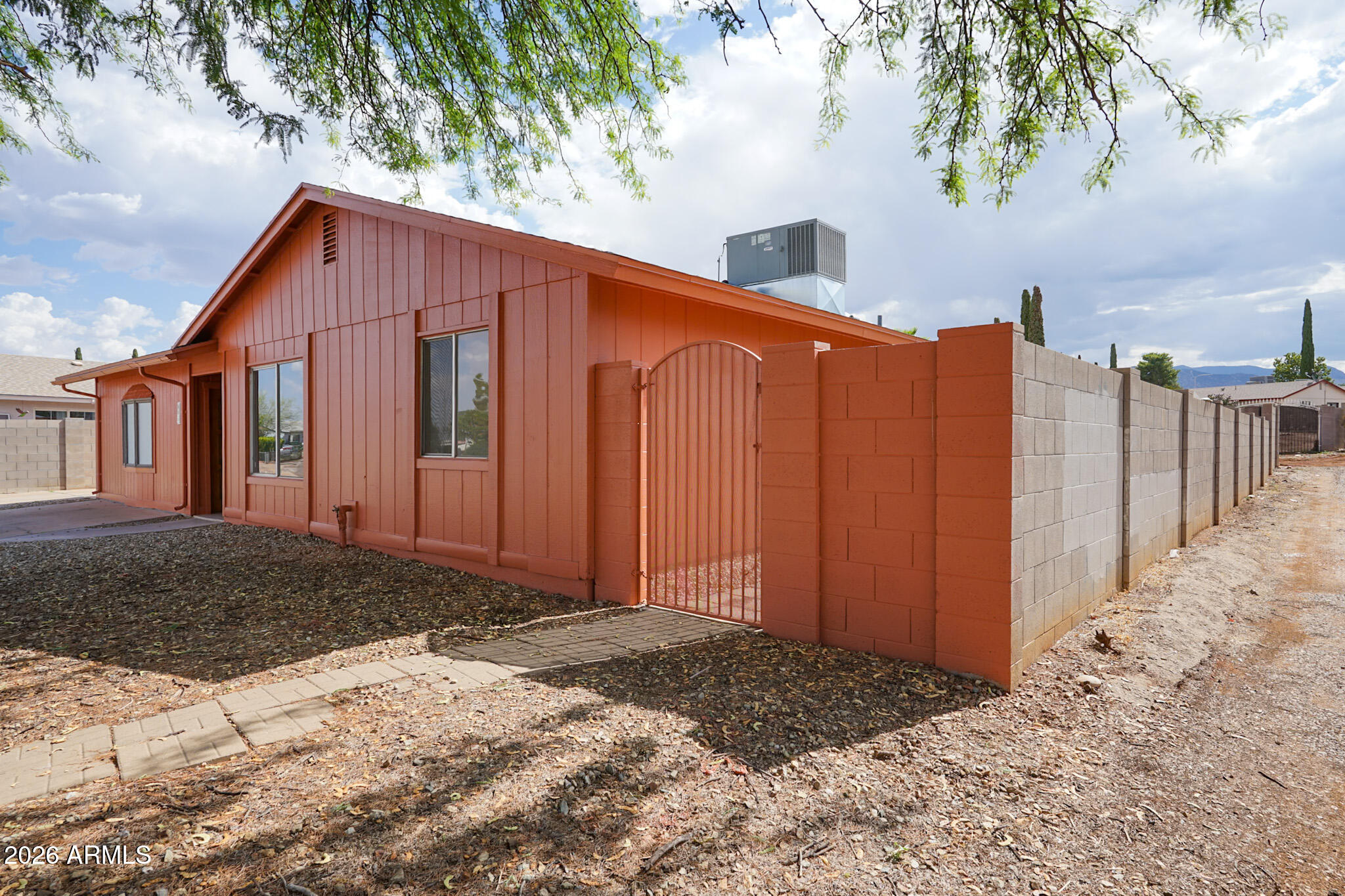 VERDE MEADOWS - Residential