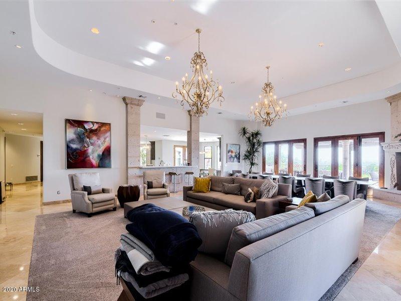PEAK 1 - Residential