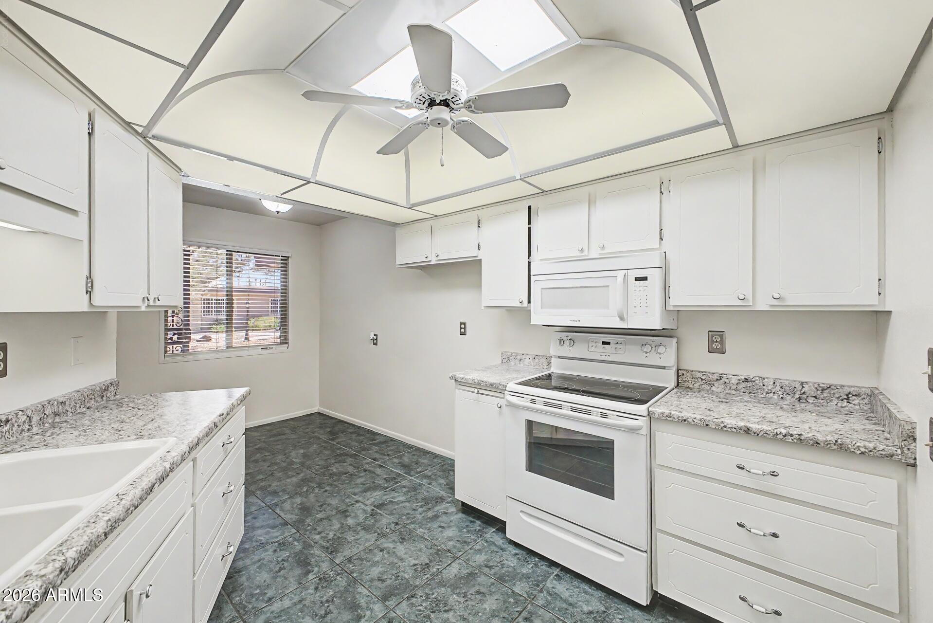 SUN CITY UNIT 17F - Residential