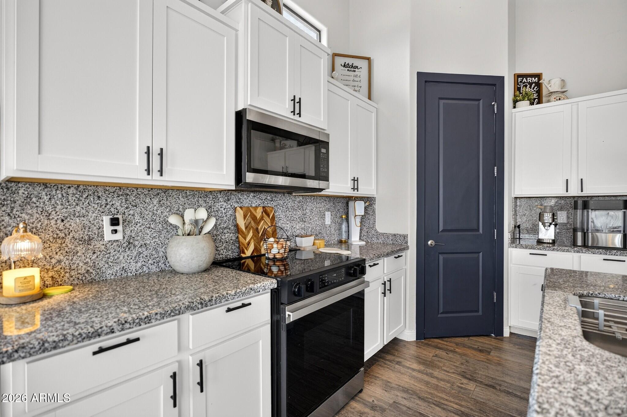 DOVE VALLEY - Residential