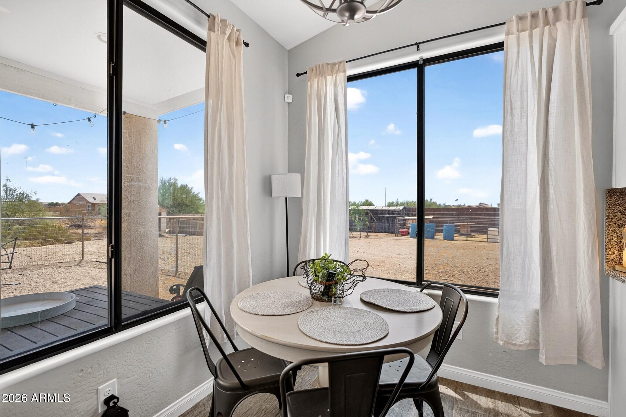 DOVE VALLEY - Residential