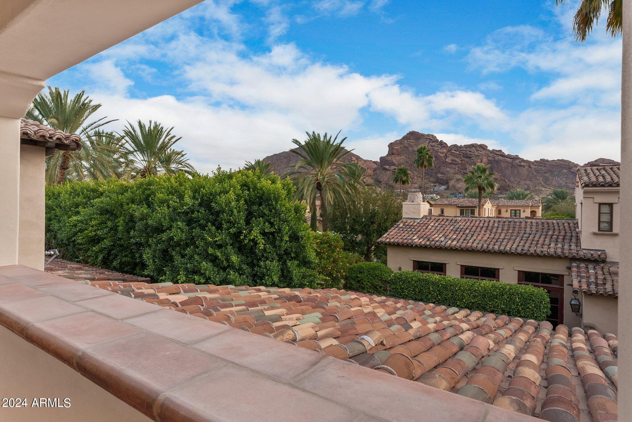 Montelucia Luxury Villas at La Posada - Residential