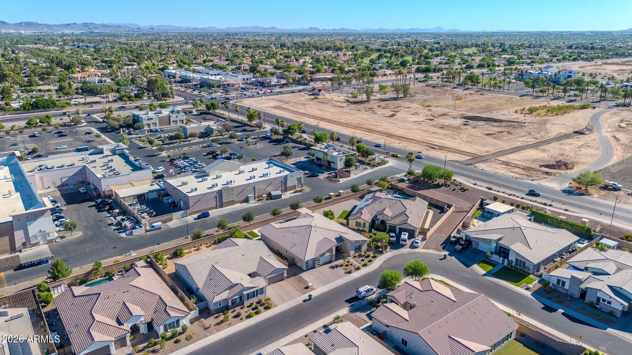 LA LOMA RESIDENTIAL AKA SUNSET TERRACE - Residential
