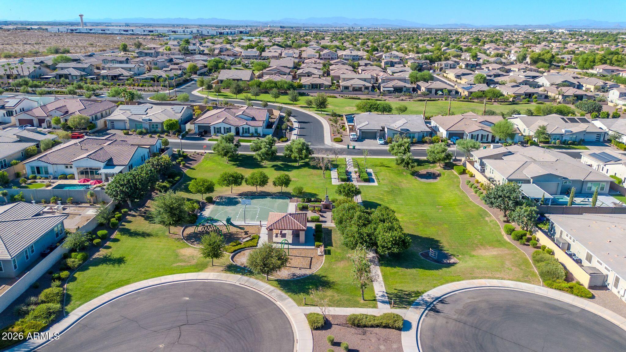 LA LOMA RESIDENTIAL AKA SUNSET TERRACE - Residential