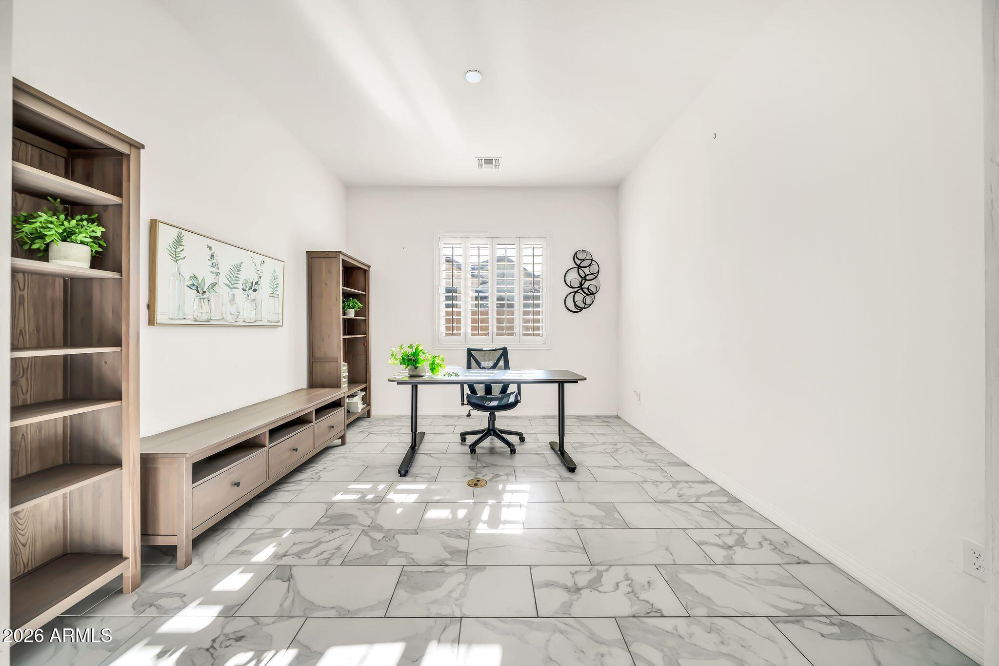 LA LOMA RESIDENTIAL AKA SUNSET TERRACE - Residential