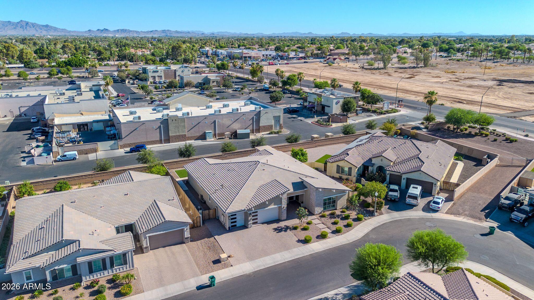 LA LOMA RESIDENTIAL AKA SUNSET TERRACE - Residential