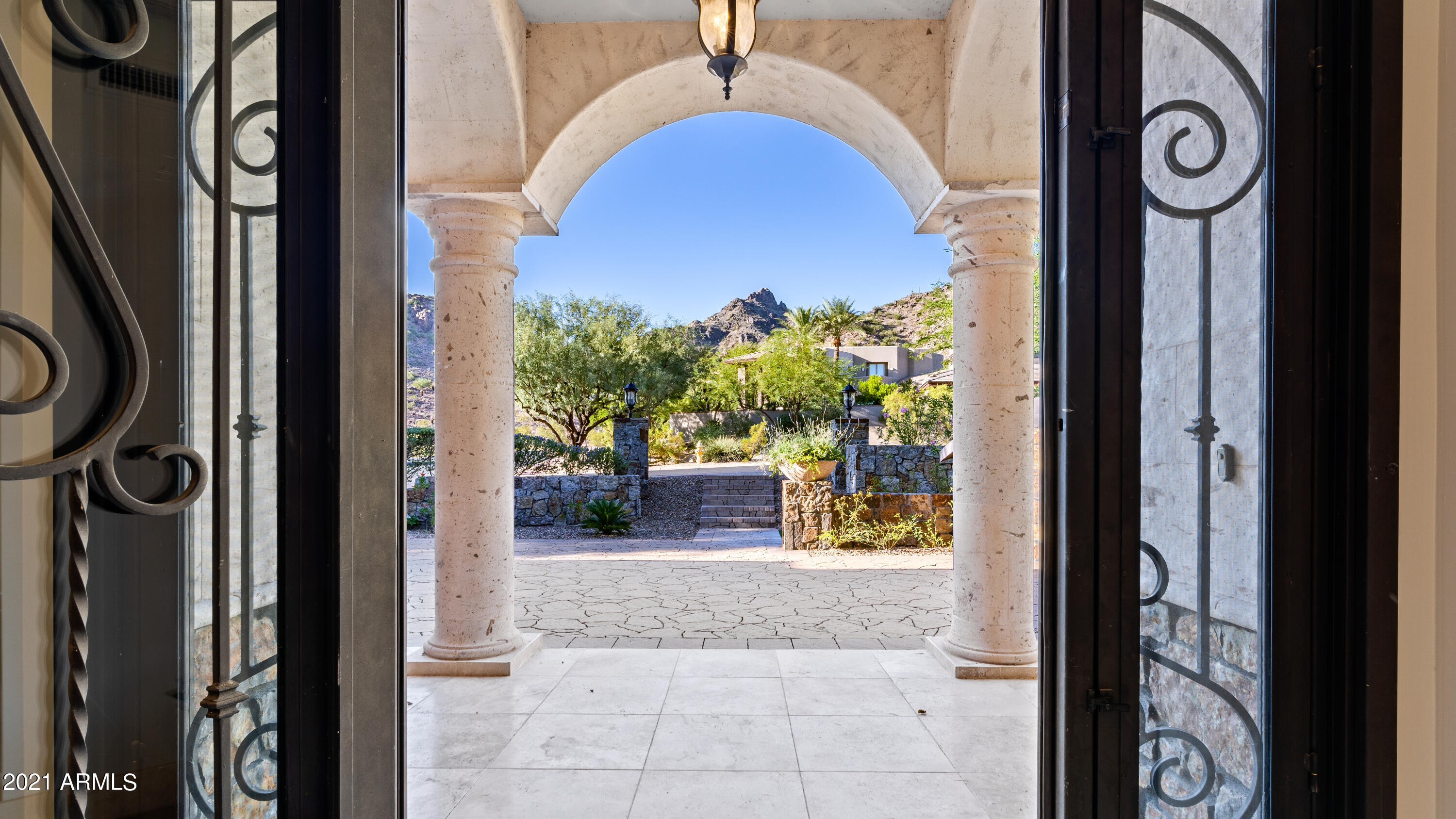 BILTMORE MOUNTAIN ESTATES LOT 1-39 TR A-H J K - Residential
