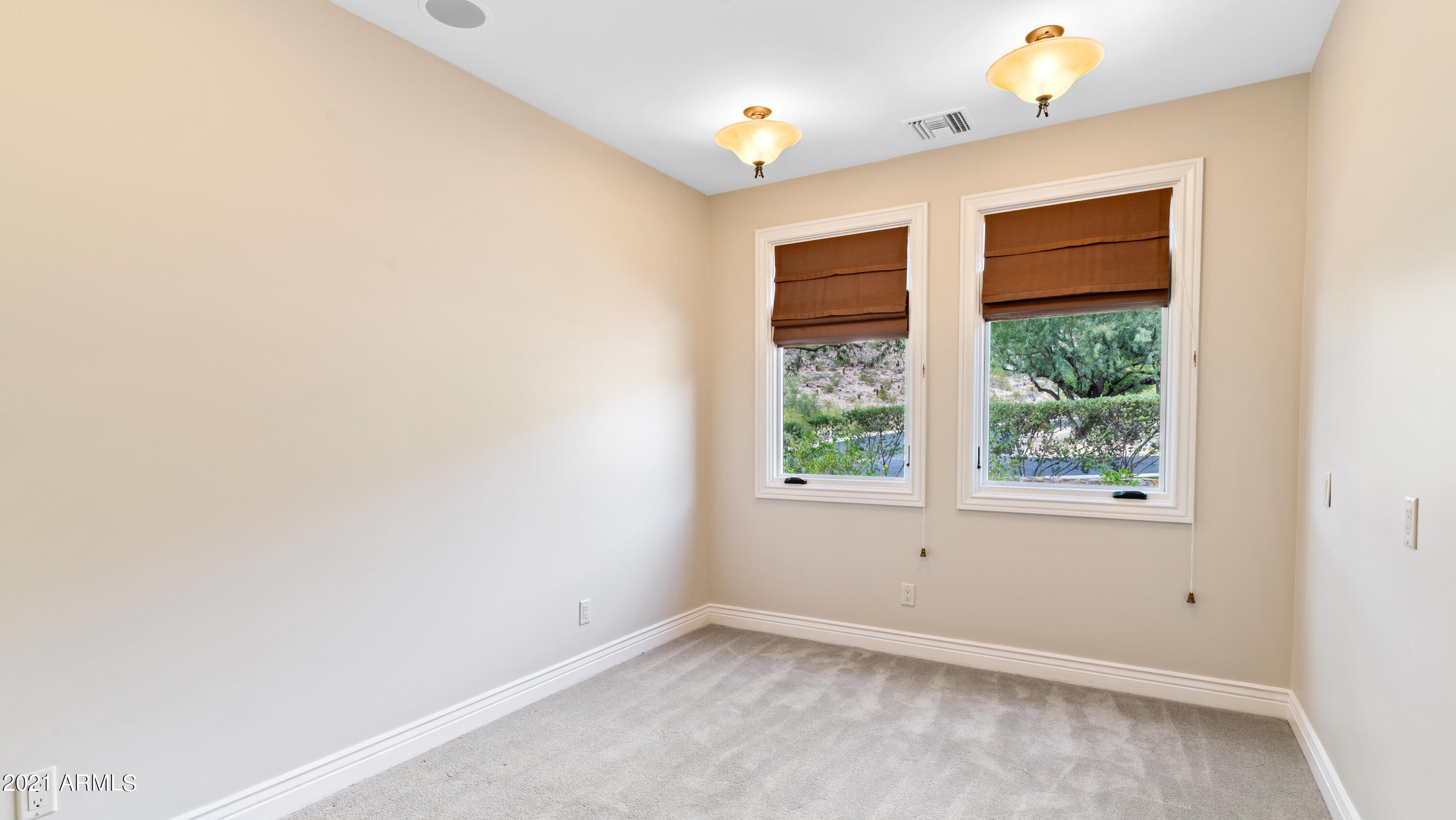 BILTMORE MOUNTAIN ESTATES LOT 1-39 TR A-H J K - Residential