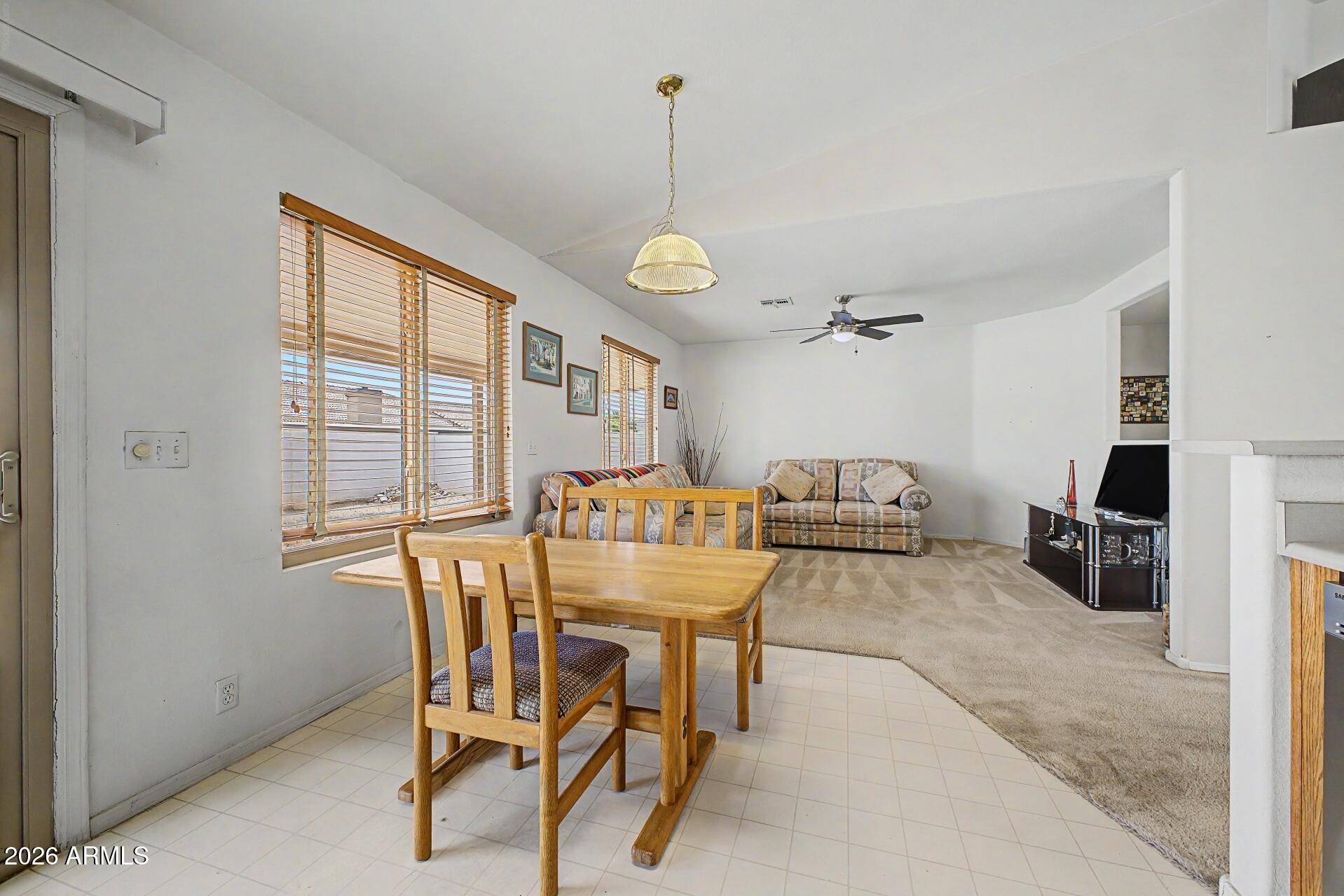 LARISSA - Residential
