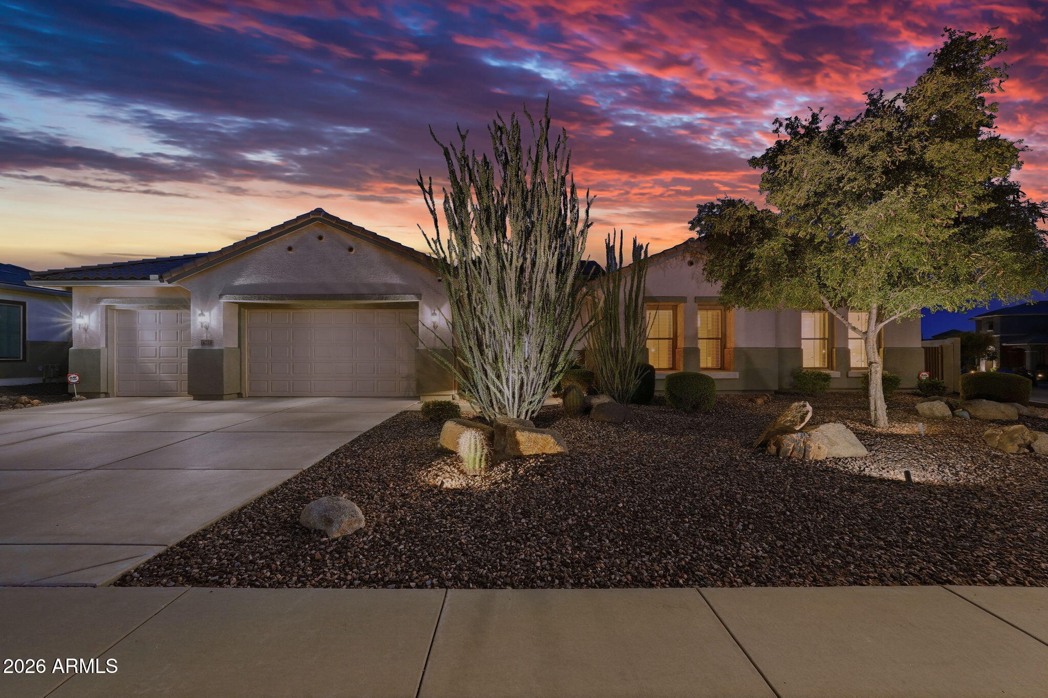 ANTHEM UNIT 81B - Residential