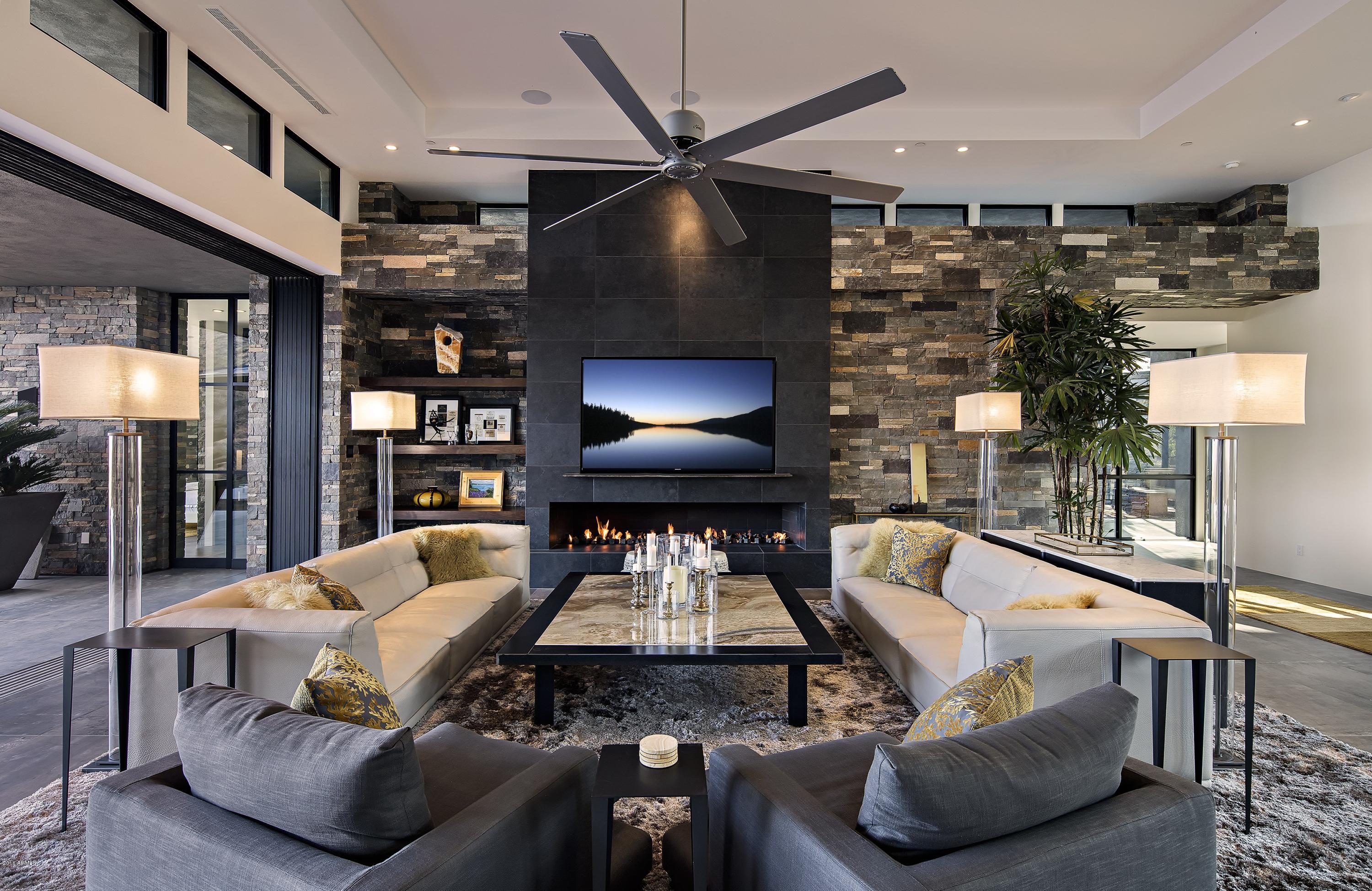 DESERT MOUNTAIN - Residential