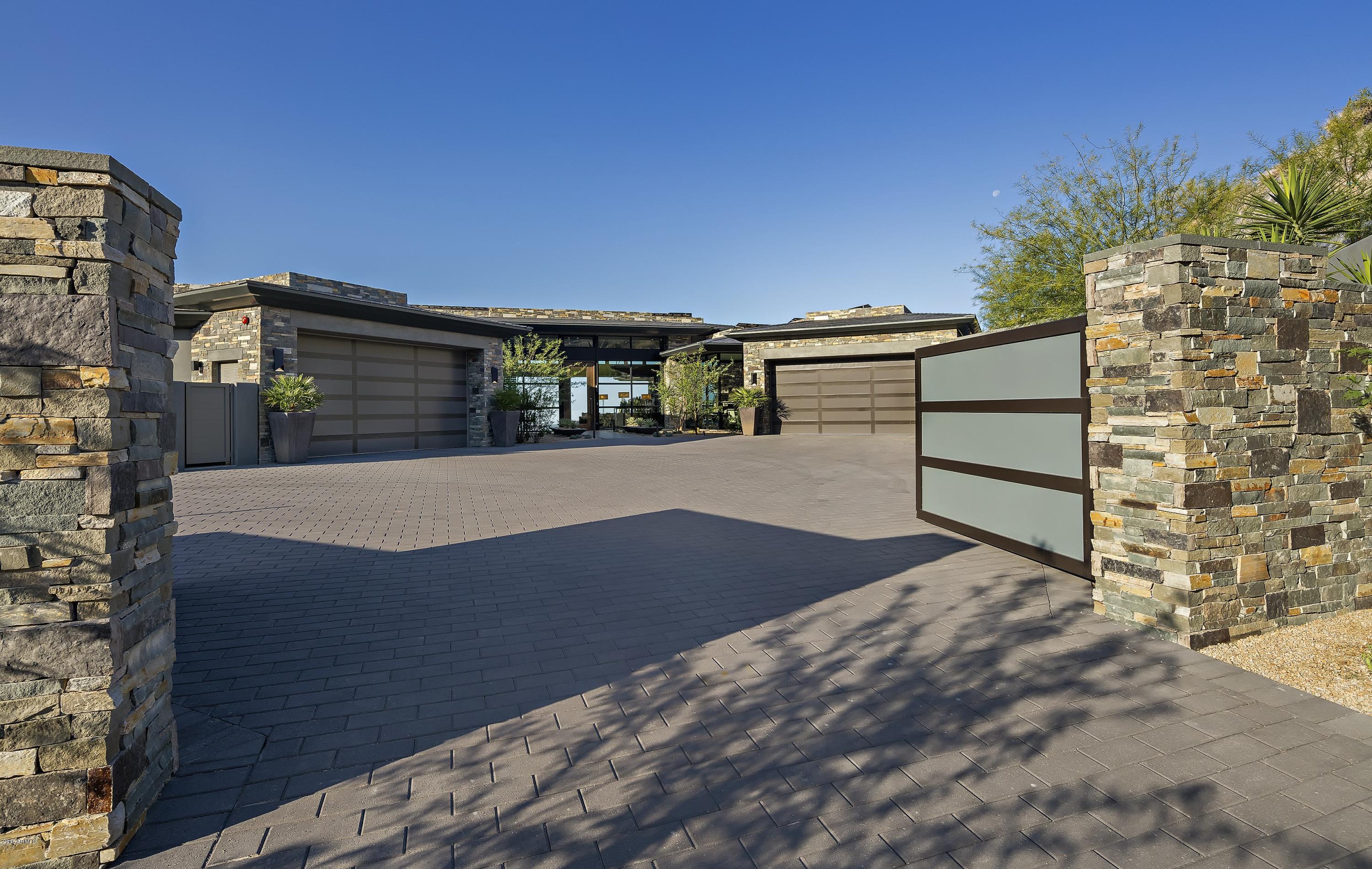 DESERT MOUNTAIN - Residential