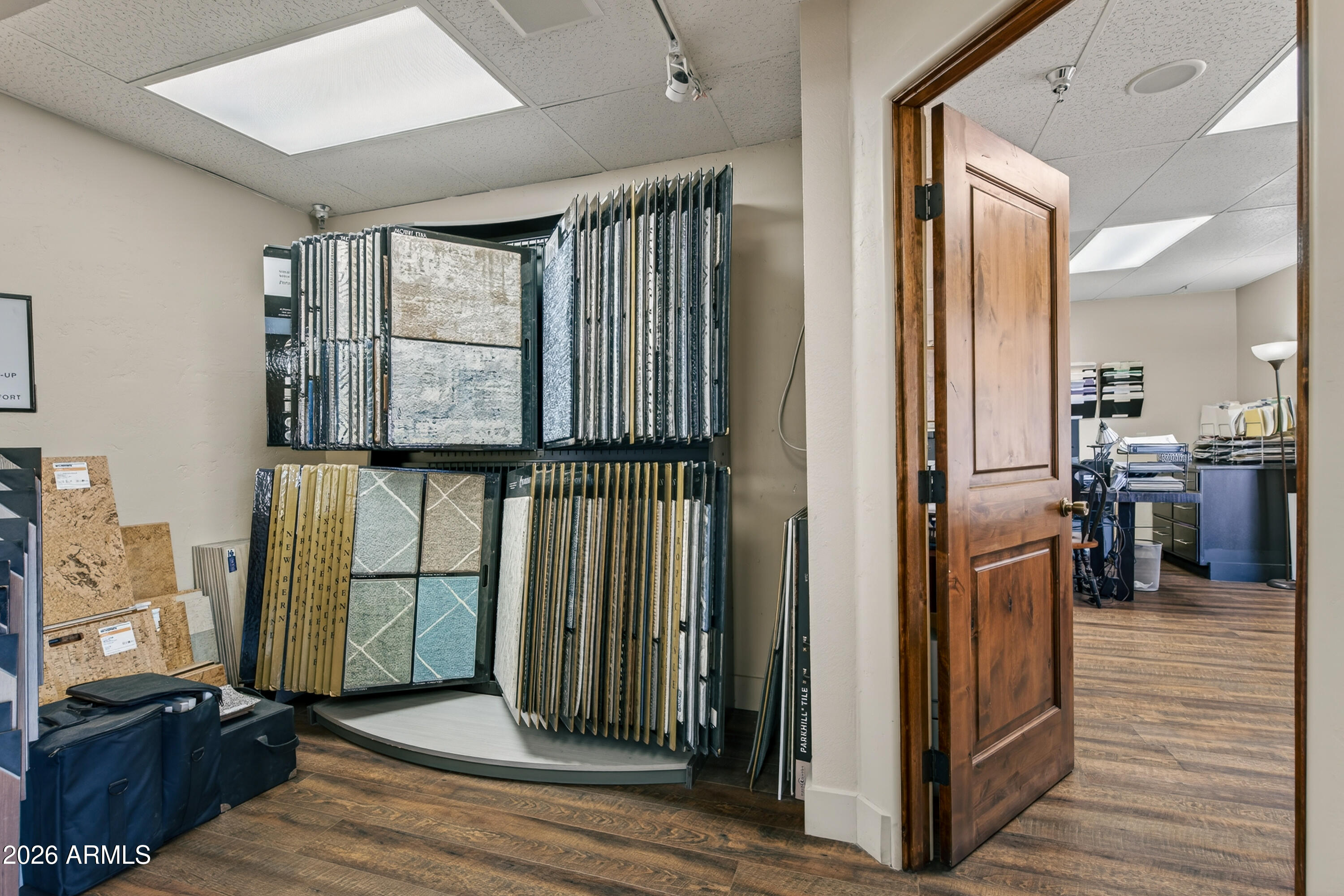 PLAZA WEST - Commercial Sale