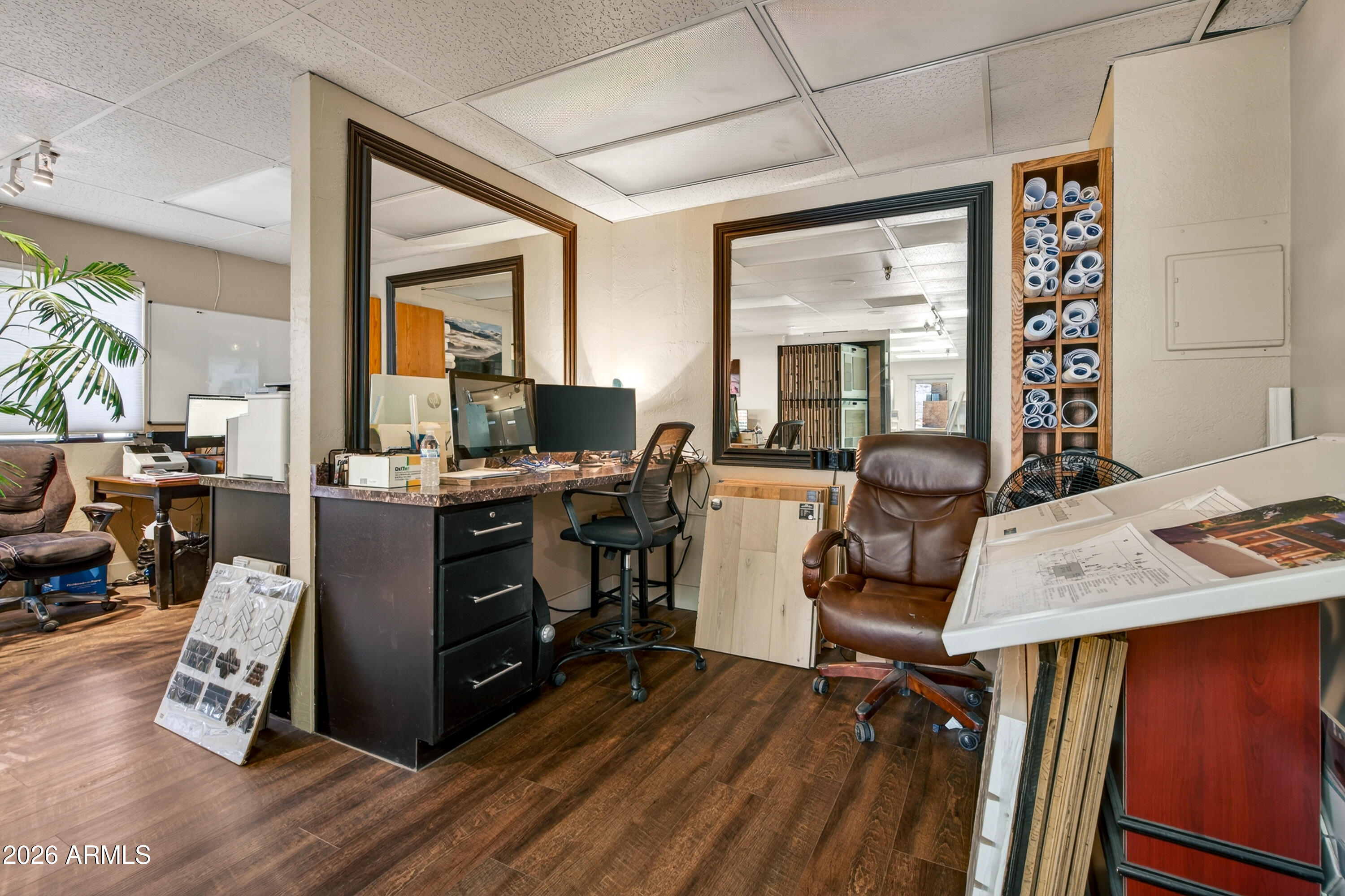 PLAZA WEST - Commercial Sale