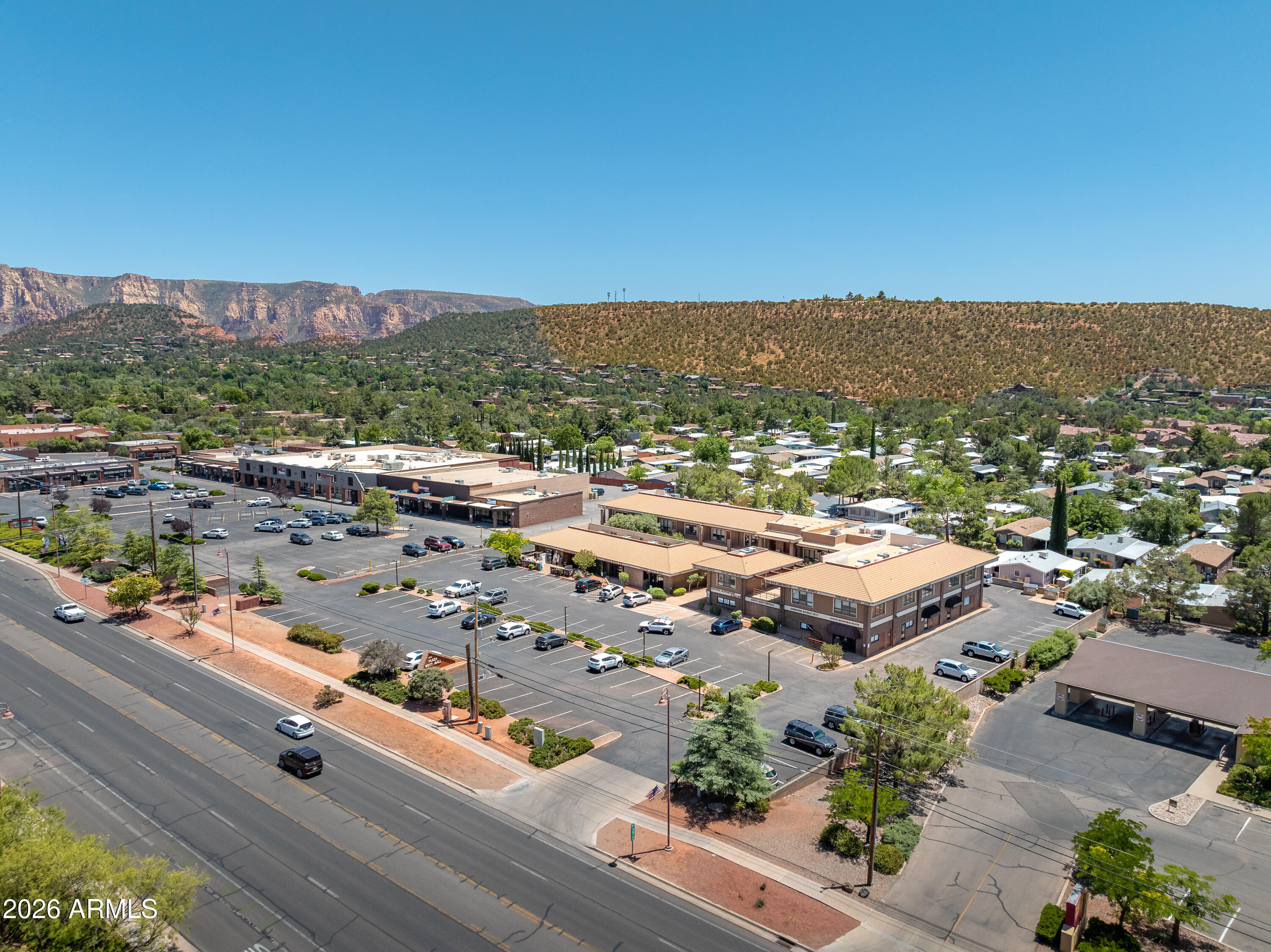 PLAZA WEST - Commercial Sale