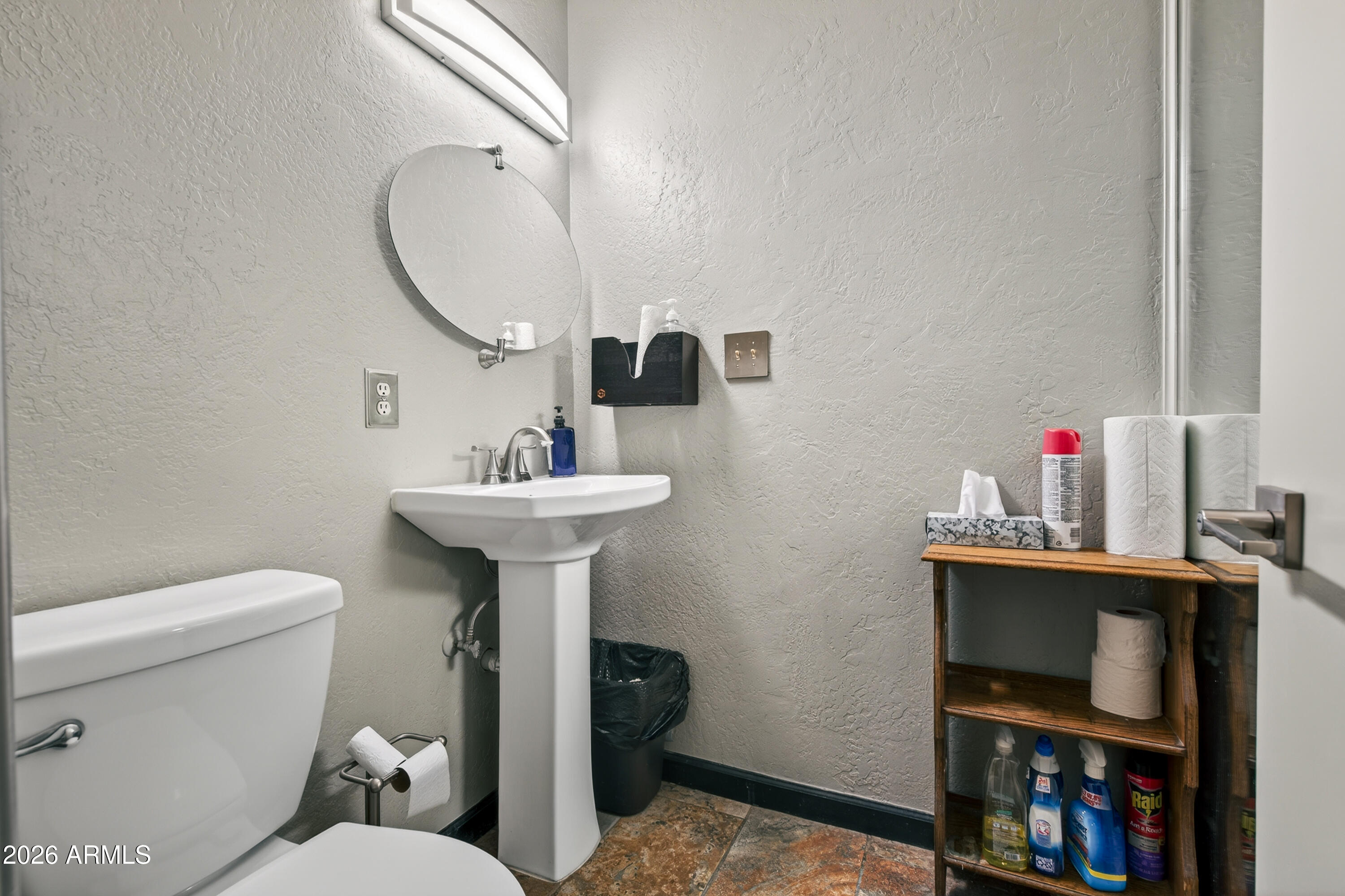 PLAZA WEST - Commercial Sale