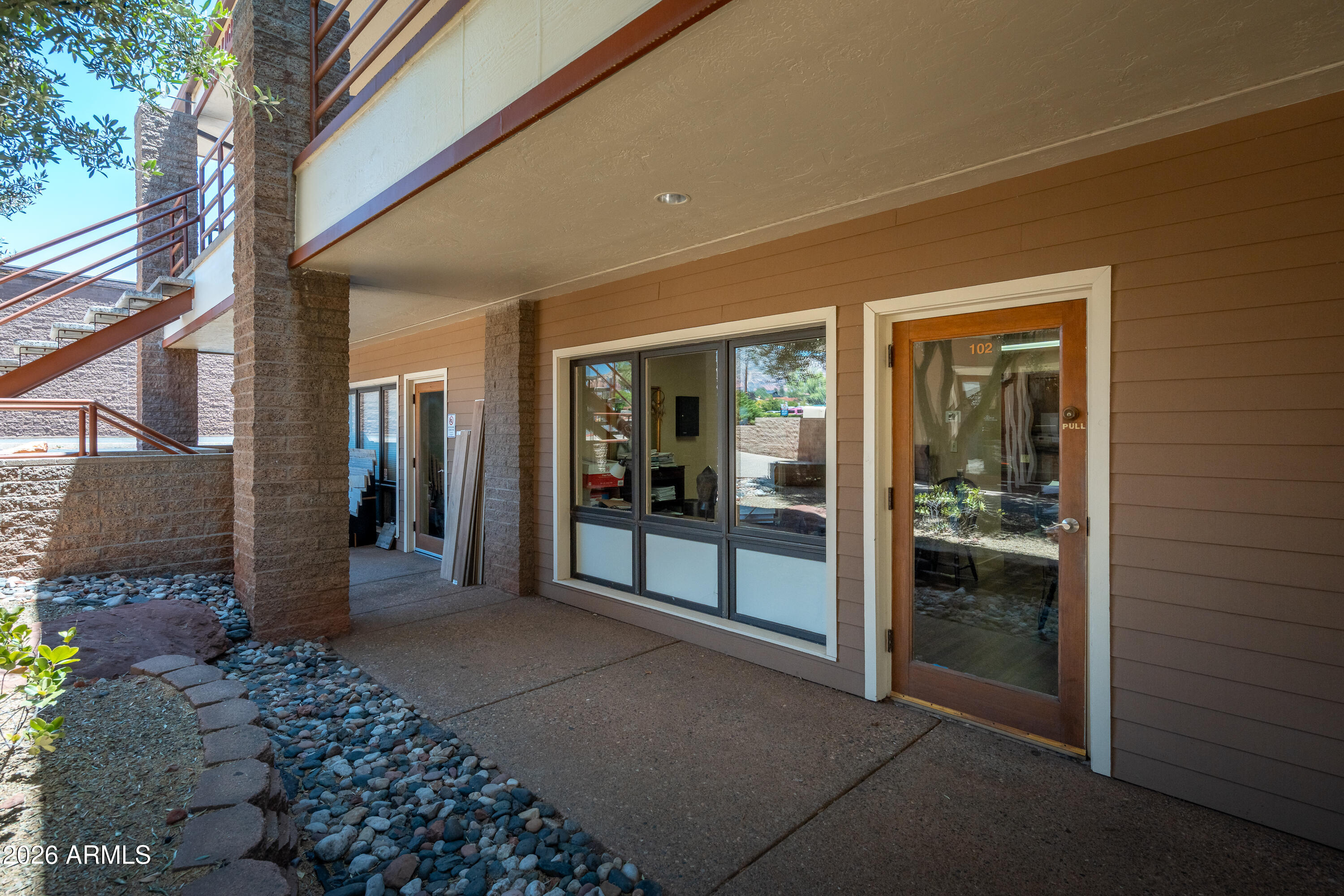 PLAZA WEST - Commercial Sale