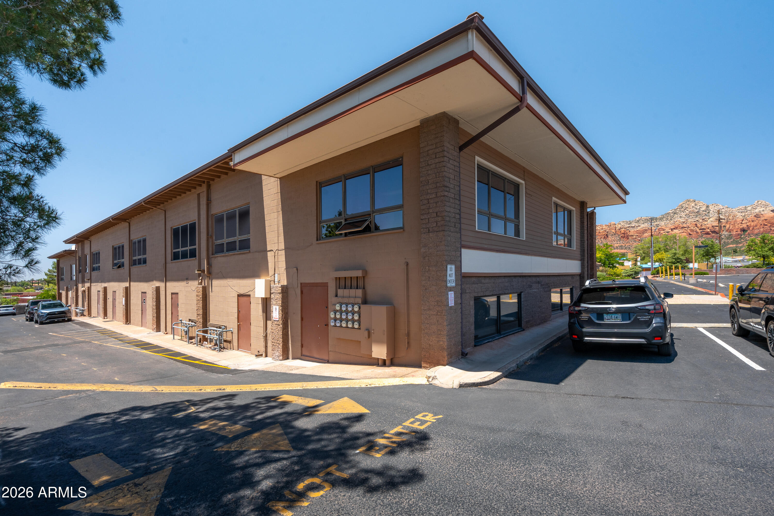 PLAZA WEST - Commercial Sale